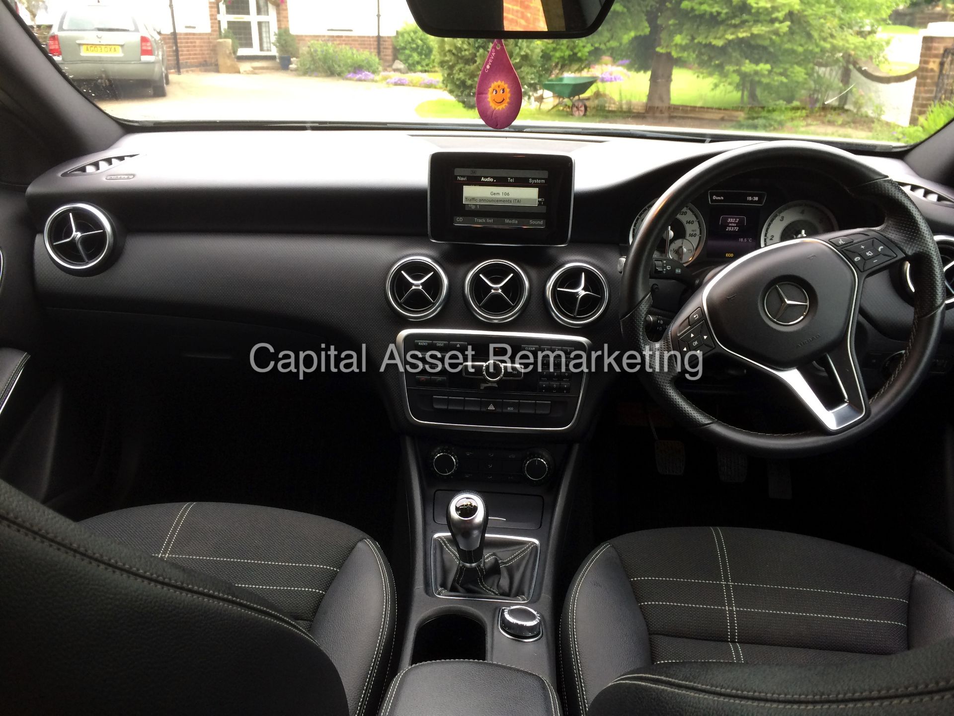 (On Sale) MERCEDES A180cdi "SPORT EDITION" (2015 MODEL) ONLY 25,000 MILES - SAT NAV -PARTIAL LEATHER - Image 9 of 18