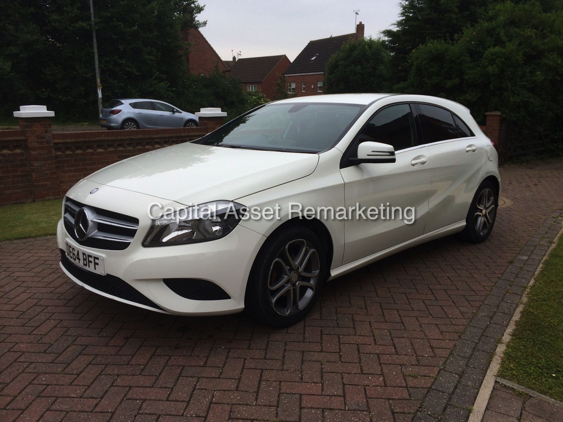 (On Sale) MERCEDES A180cdi "SPORT EDITION" (2015 MODEL) ONLY 25,000 MILES - SAT NAV -PARTIAL LEATHER - Image 3 of 18