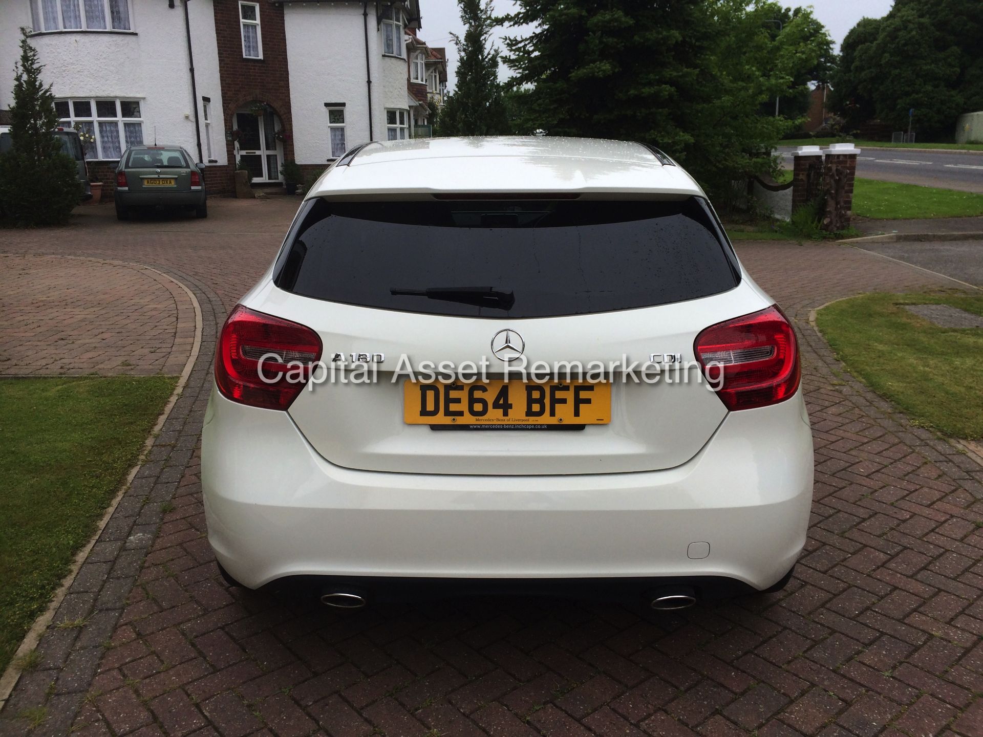 (On Sale) MERCEDES A180cdi "SPORT EDITION" (2015 MODEL) ONLY 25,000 MILES - SAT NAV -PARTIAL LEATHER - Image 5 of 18