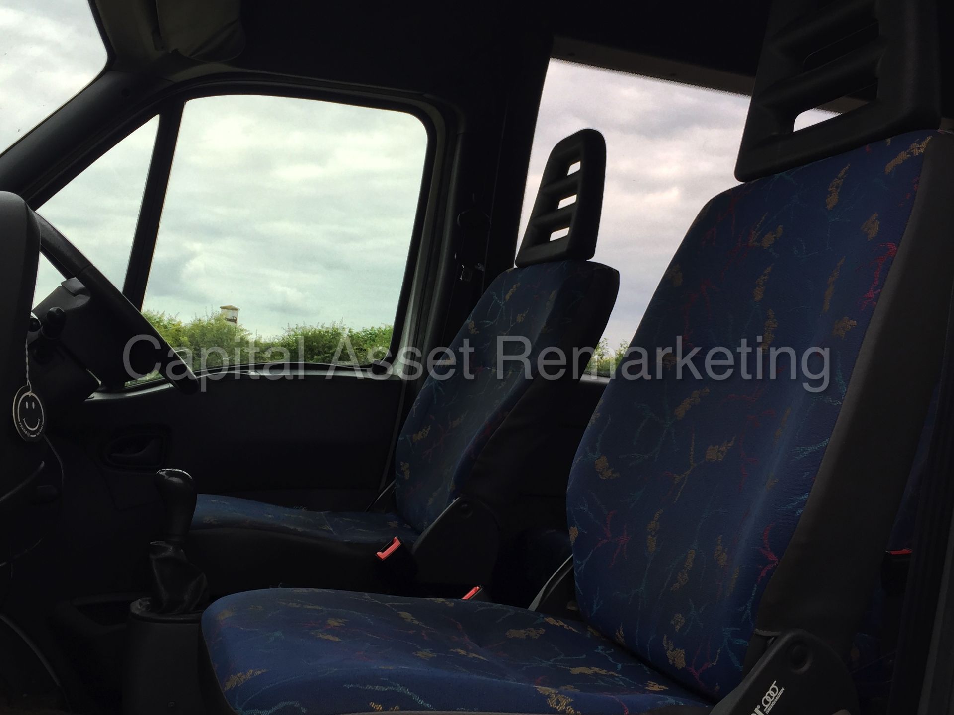 (on sale) IVECO DAILY 35S13 '14 SEATER MINI-BUS' (2003 - 03 REG) '2.3 DIESEL - 6 SPEED' (NO VAT) - Image 21 of 23