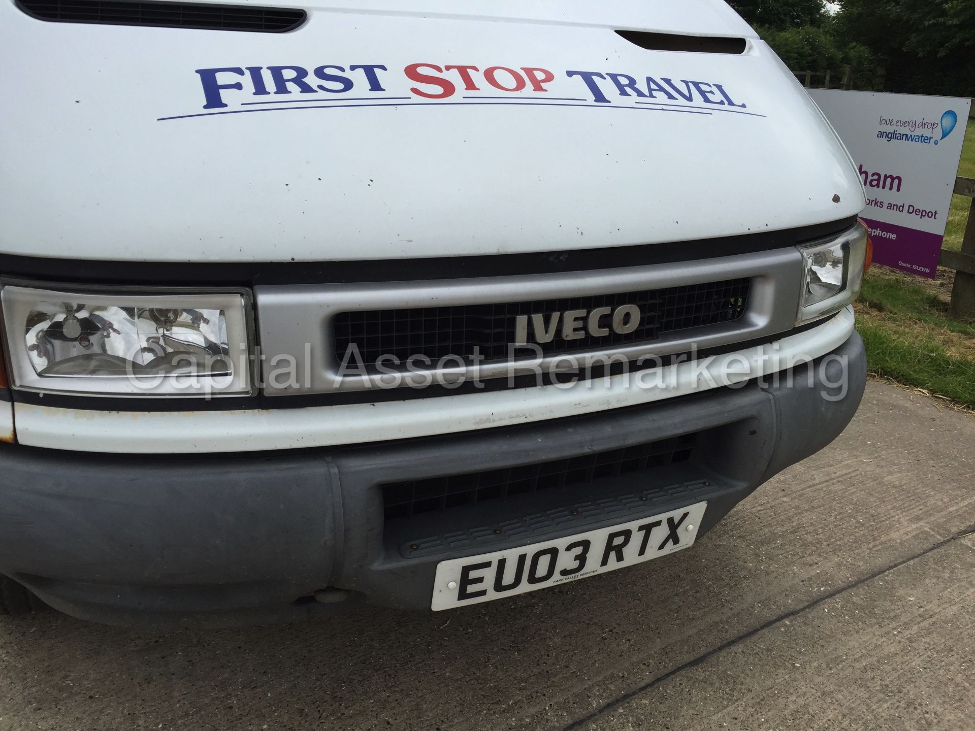 (on sale) IVECO DAILY 35S13 '14 SEATER MINI-BUS' (2003 - 03 REG) '2.3 DIESEL - 6 SPEED' (NO VAT) - Image 9 of 23