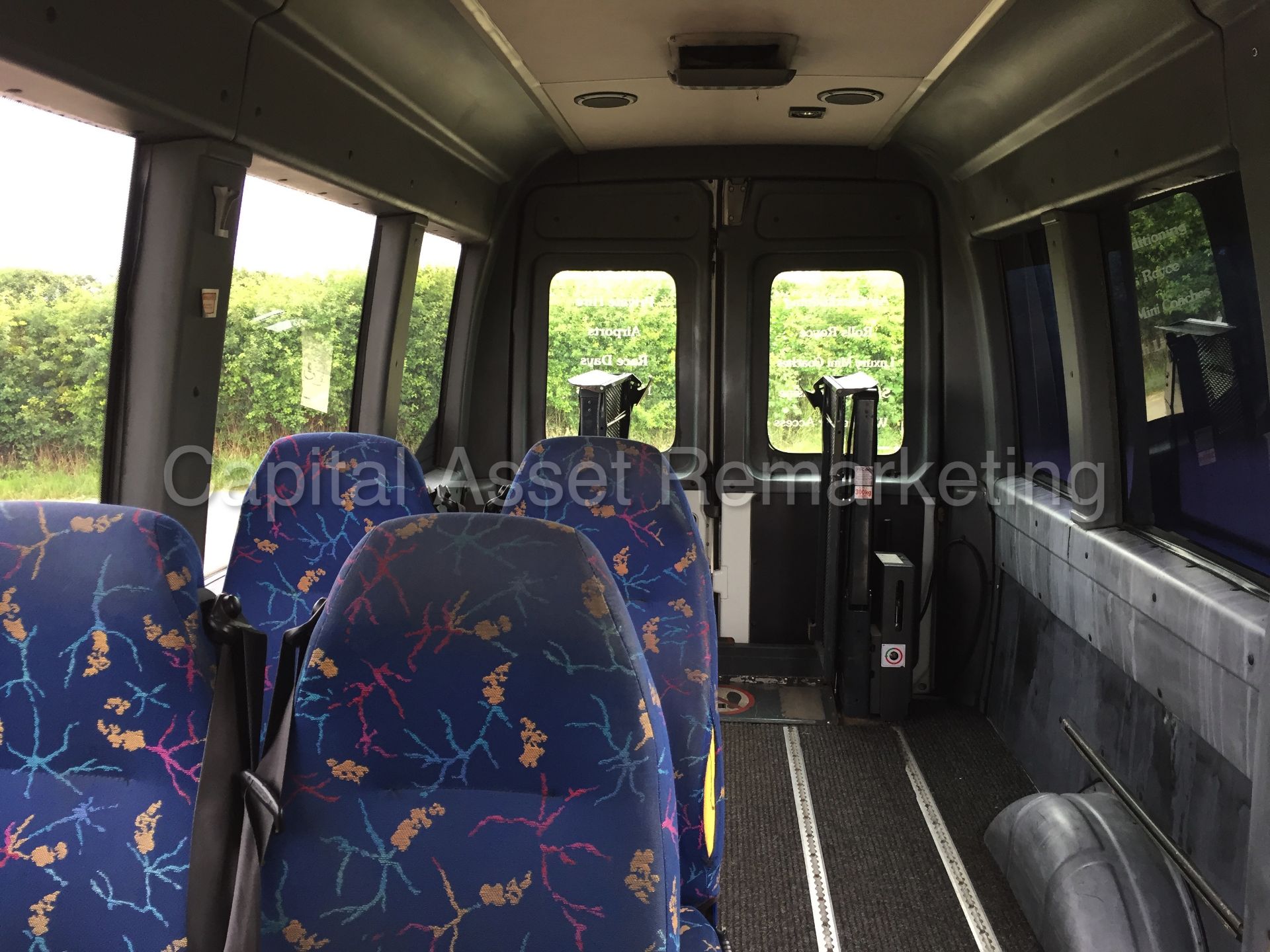 (on sale) IVECO DAILY 35S13 '14 SEATER MINI-BUS' (2003 - 03 REG) '2.3 DIESEL - 6 SPEED' (NO VAT) - Image 18 of 23