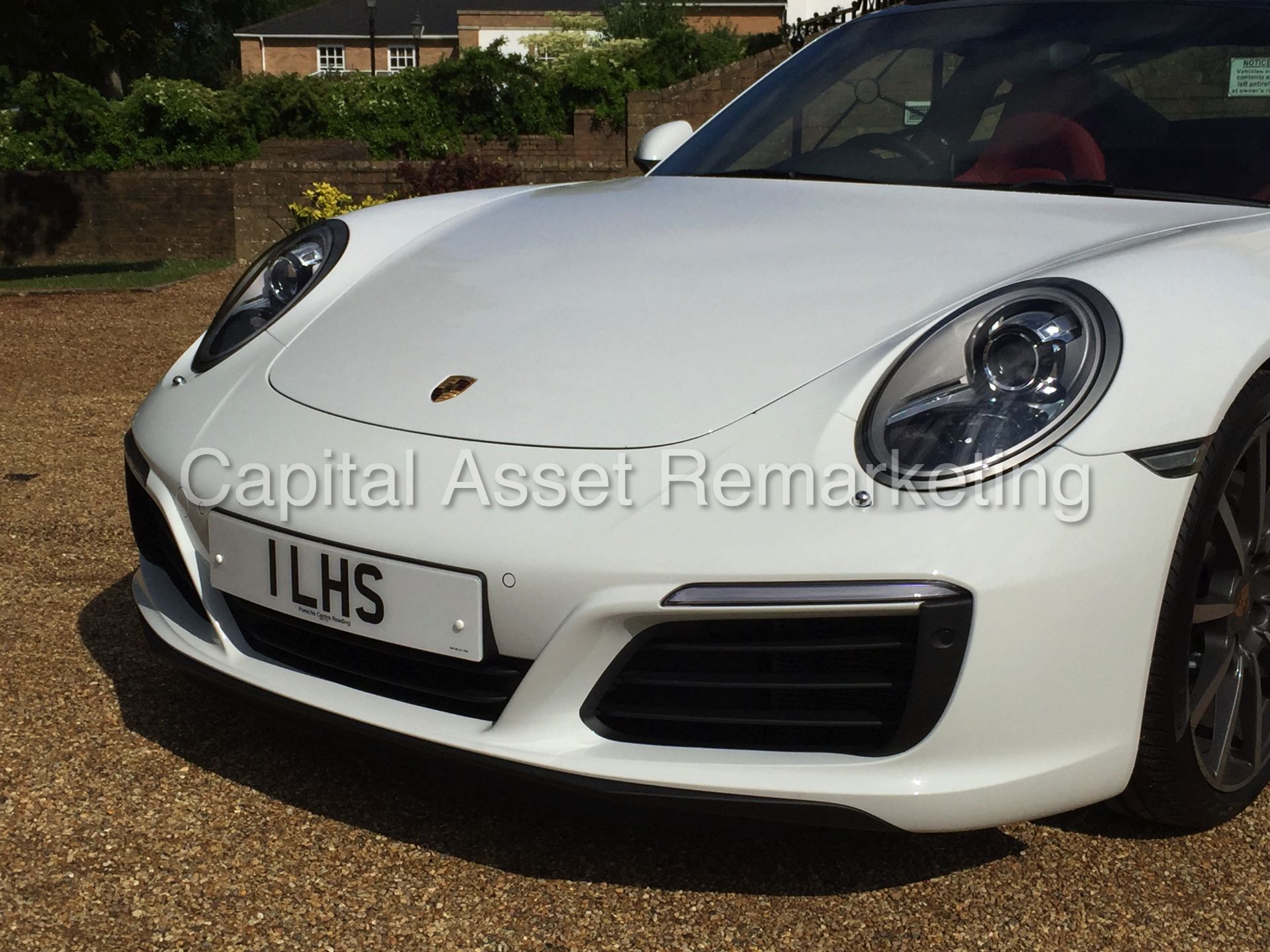 PORSCHE 911 'CARRERA S-A' (2016) 'AUTO PDK - LEATHER - SAT NAV - SPORT CHRONO PACK - PAN ROOF *LOOK* - Image 18 of 53