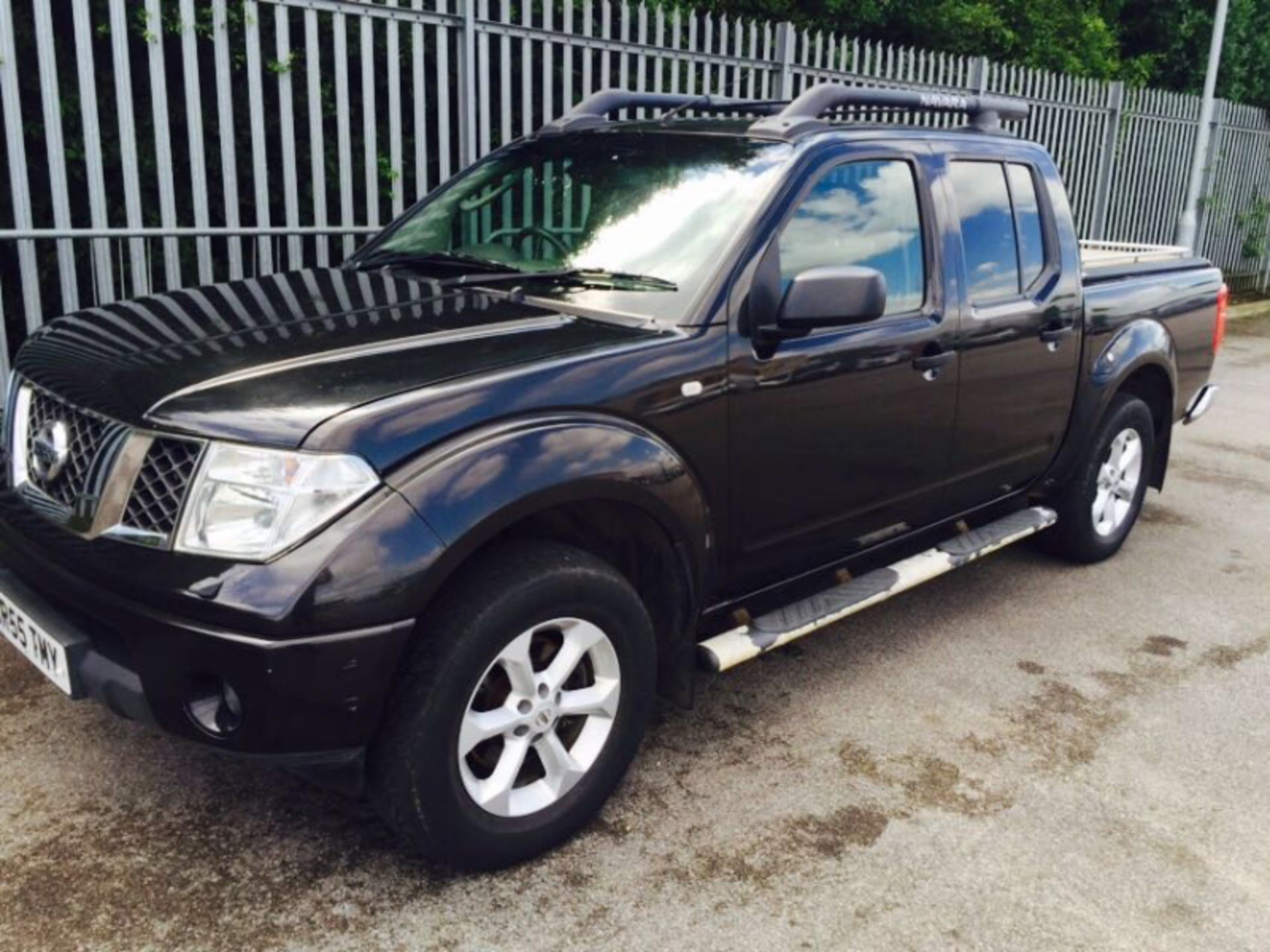(On Sale) NISSAN NAVARA 2.5DCI - "OUTLAW" DOUBLE CAB - BLACK EDITION - 2006 - GREAT SPEC - NO VAT