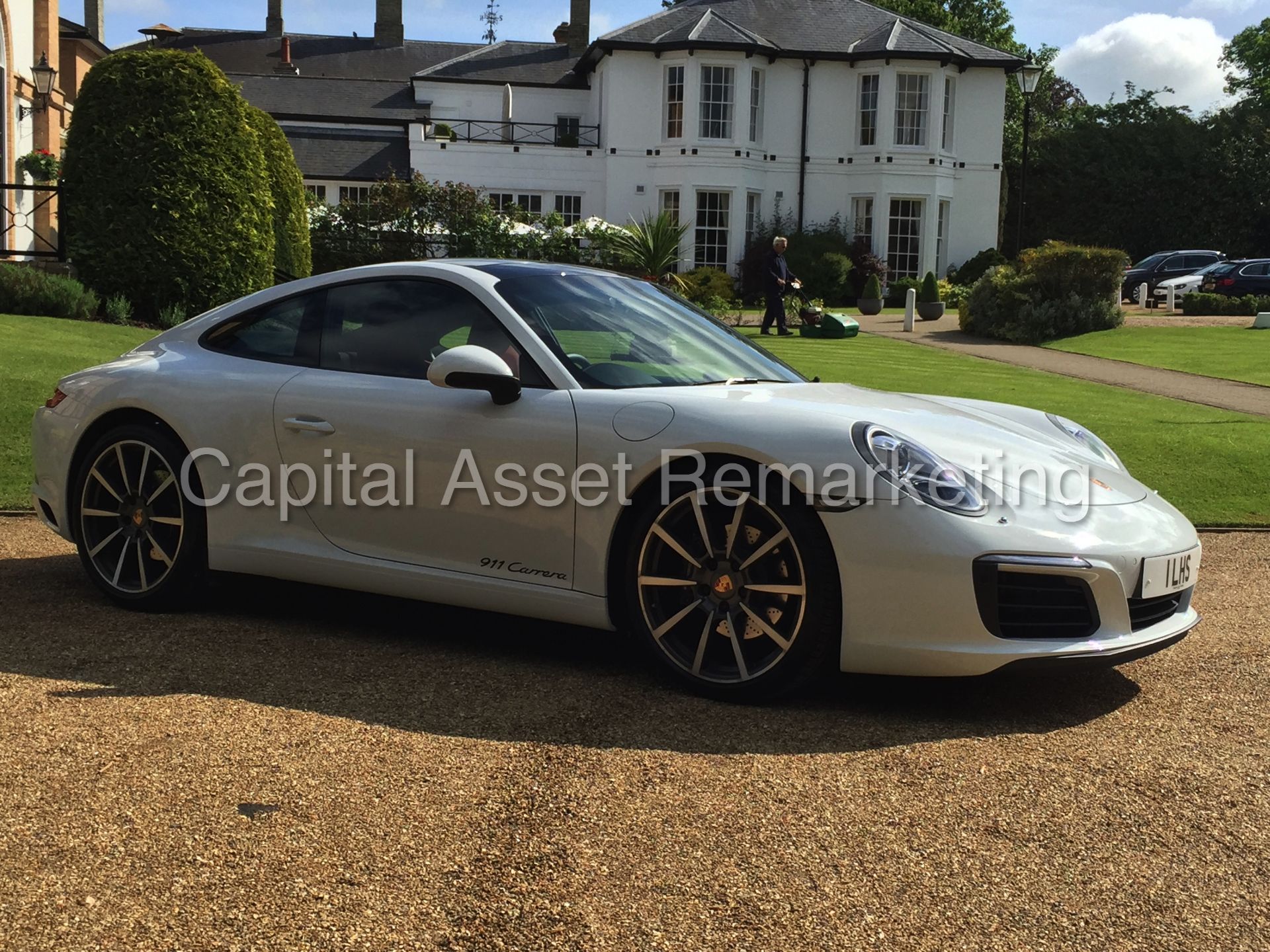 PORSCHE 911 'CARRERA S-A' (2016) 'AUTO PDK - LEATHER - SAT NAV - SPORT CHRONO PACK - PAN ROOF *LOOK* - Image 9 of 53