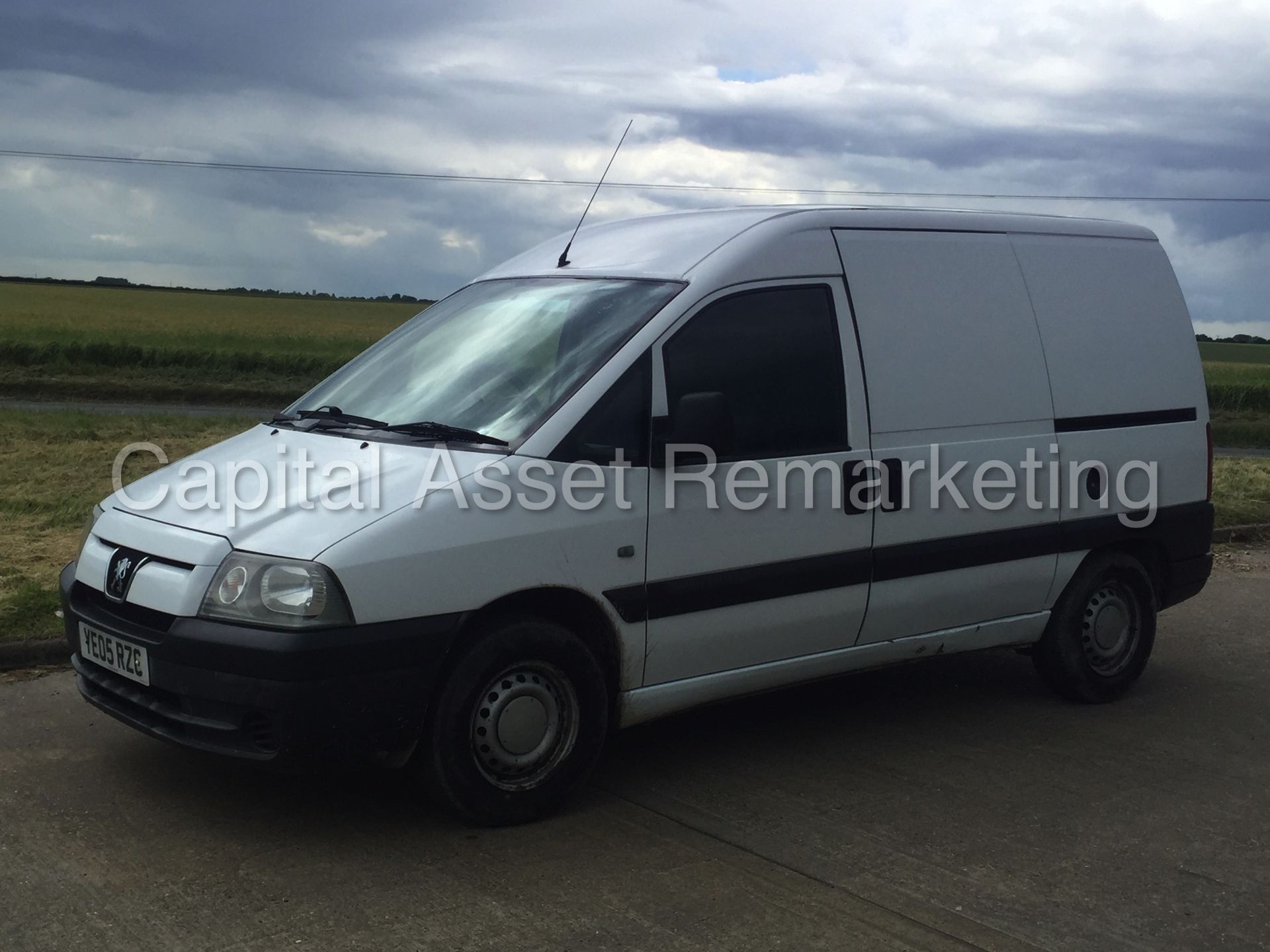 PEUGEOT EXPERT 815D (2005 - 05 REG) '1.9 DIESEL - AIR CON' **NO VAT - SAVE 20%** - Image 5 of 19