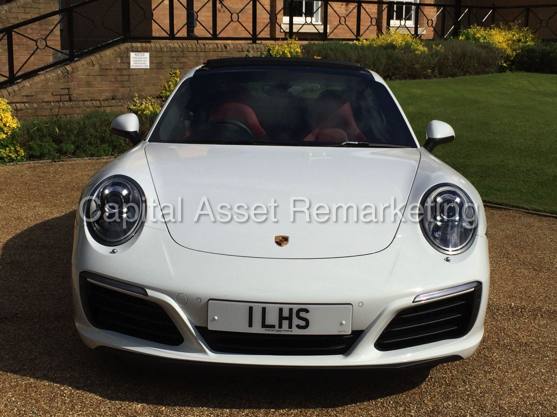 PORSCHE 911 'CARRERA S-A' (2016) 'AUTO PDK - LEATHER - SAT NAV - SPORT CHRONO PACK - PAN ROOF *LOOK* - Image 11 of 53