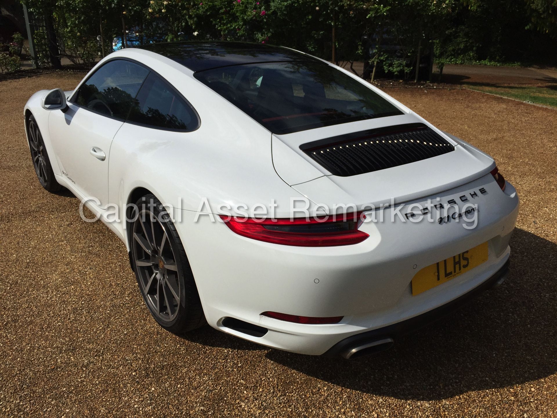 PORSCHE 911 'CARRERA S-A' (2016) 'AUTO PDK - LEATHER - SAT NAV - SPORT CHRONO PACK - PAN ROOF *LOOK* - Image 6 of 53