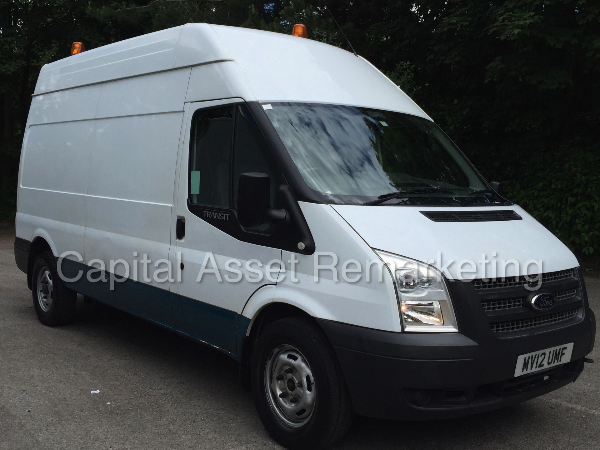 FORD TRANSIT 125 T350L (2012 - 12 REG) 'LWB HI-ROOF' ECO / FUEL SAVE (1 OWNER FROM NEW) *LOW MILES* - Image 2 of 15