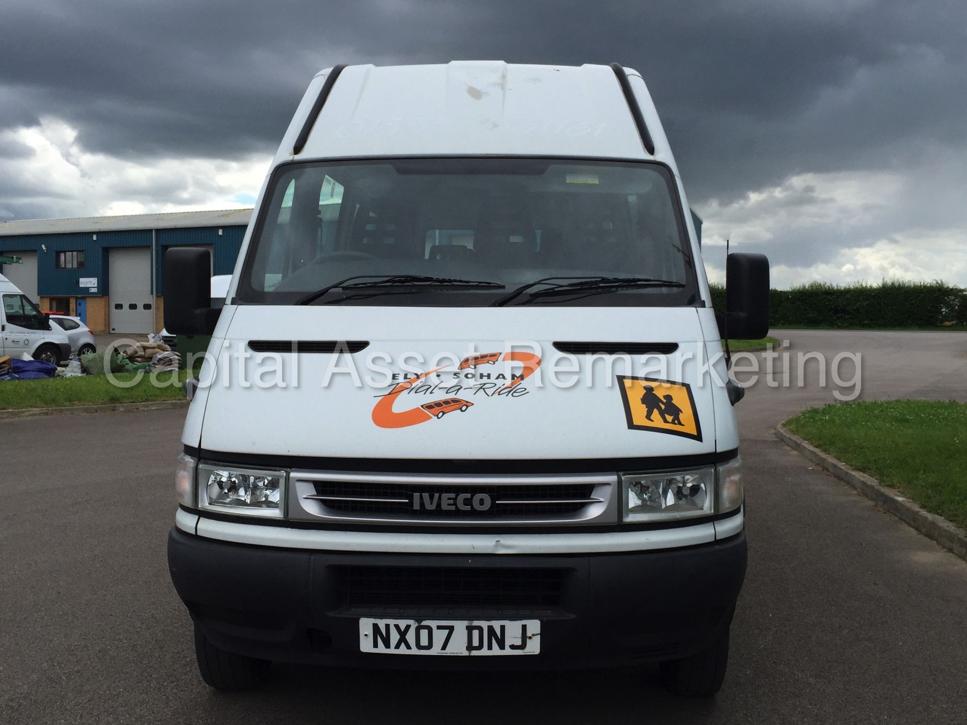 IVECO DAILY 65C15 '16 SEATER MINI-BUS' (2007 - 07 REG) LWB HI-ROOF 'REAR WHEEL CHAIR LIFT' (NO VAT) - Image 2 of 21