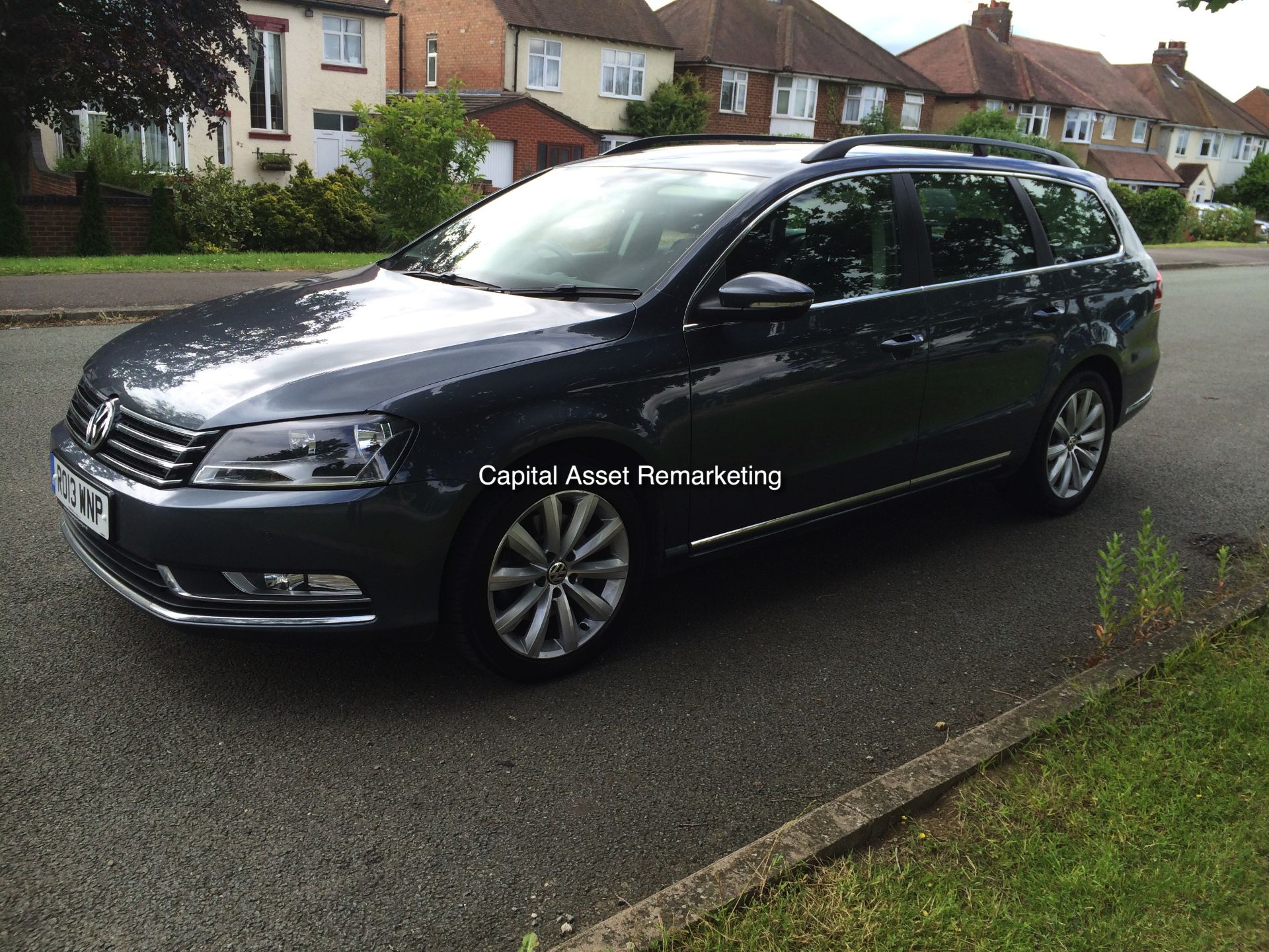 (ON SALE) VOLKSWAGEN PASSAT 2.0TDI - 6 SPEED "HIGHLINE" BLUEMOTION (13 REG) SAT NAV - 1 OWNER - FSH