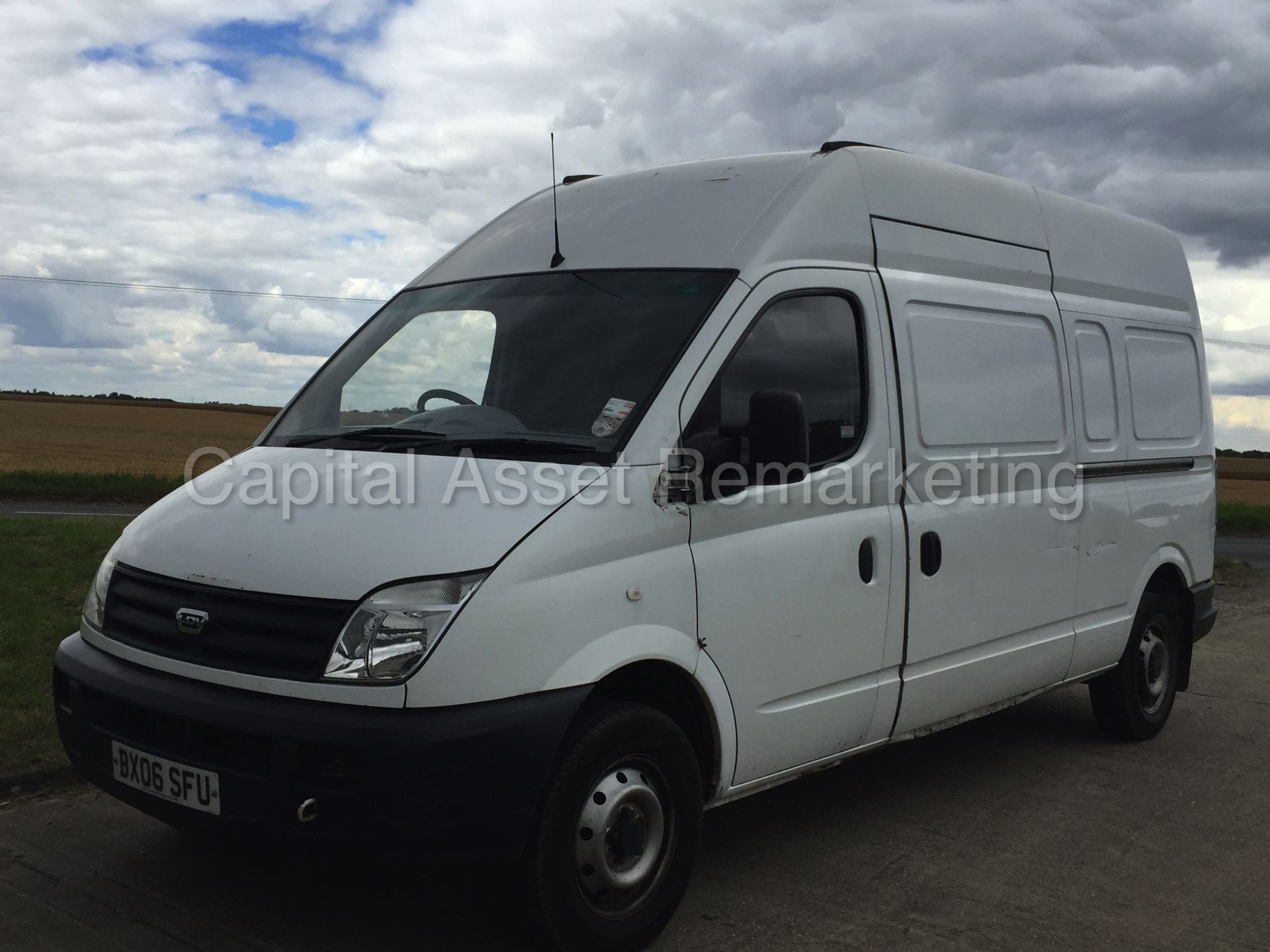 ((ON SALE) LDV MAXUS 95 'LWB HI-ROOF' (2006 - 06 REG) '2.5 DIESEL - 5 SPEED' (NO VAT - SAVE 20%) - Image 4 of 17