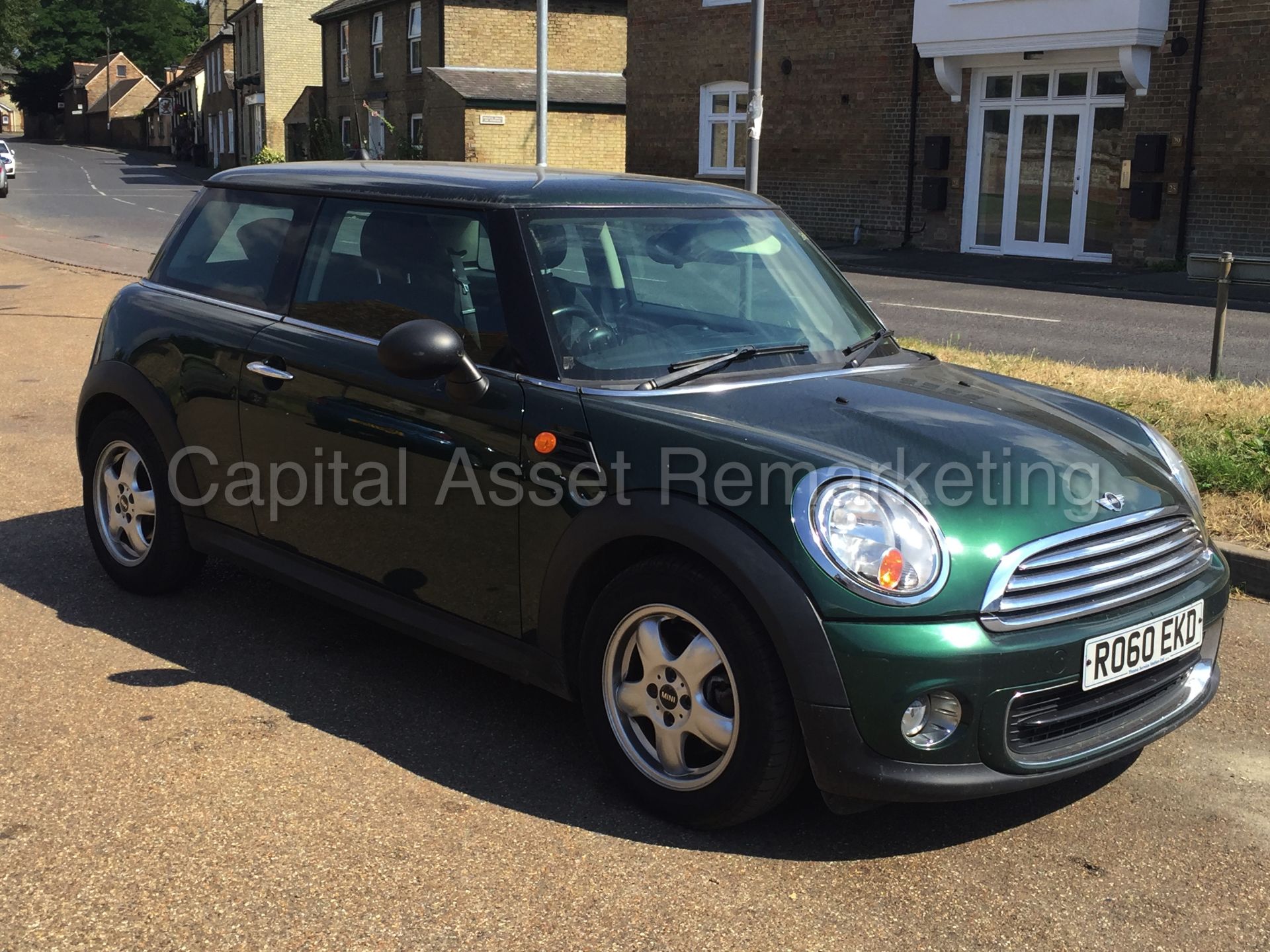 (ON SALE) MINI 'ONE EDITION' (2011 MODEL) '3 DOOR HATCHBACK' '1.6 PETROL - 6 SPEED - AIR CON' - Image 2 of 21