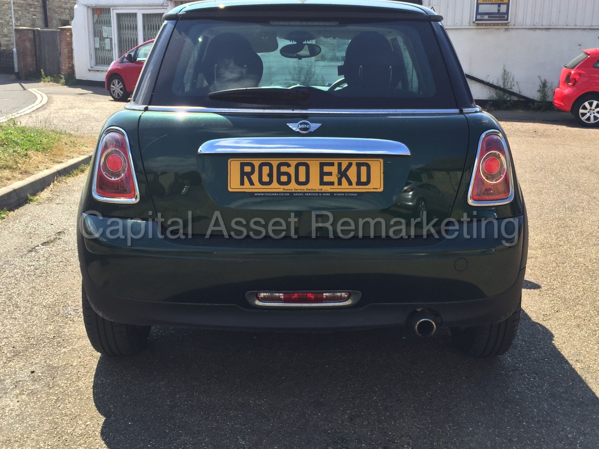 (ON SALE) MINI 'ONE EDITION' (2011 MODEL) '3 DOOR HATCHBACK' '1.6 PETROL - 6 SPEED - AIR CON' - Image 7 of 21