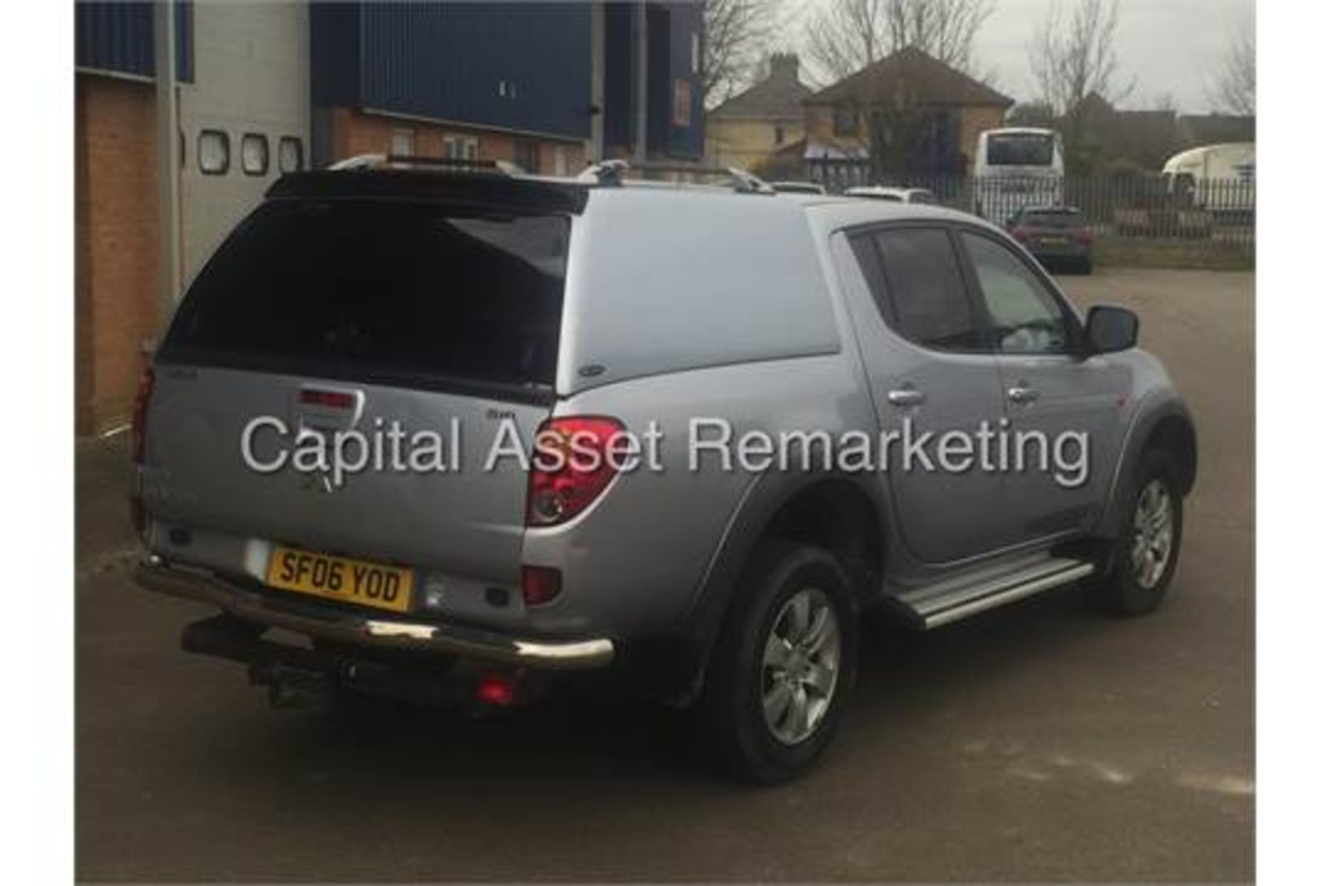 MITSUBISHI L200 2.5DID - WARRIOR - DOUBLE CAB - MASSIVE SPEC - REAR CANOPY - NEW SHAPE - LEATHER - ! - Image 7 of 22