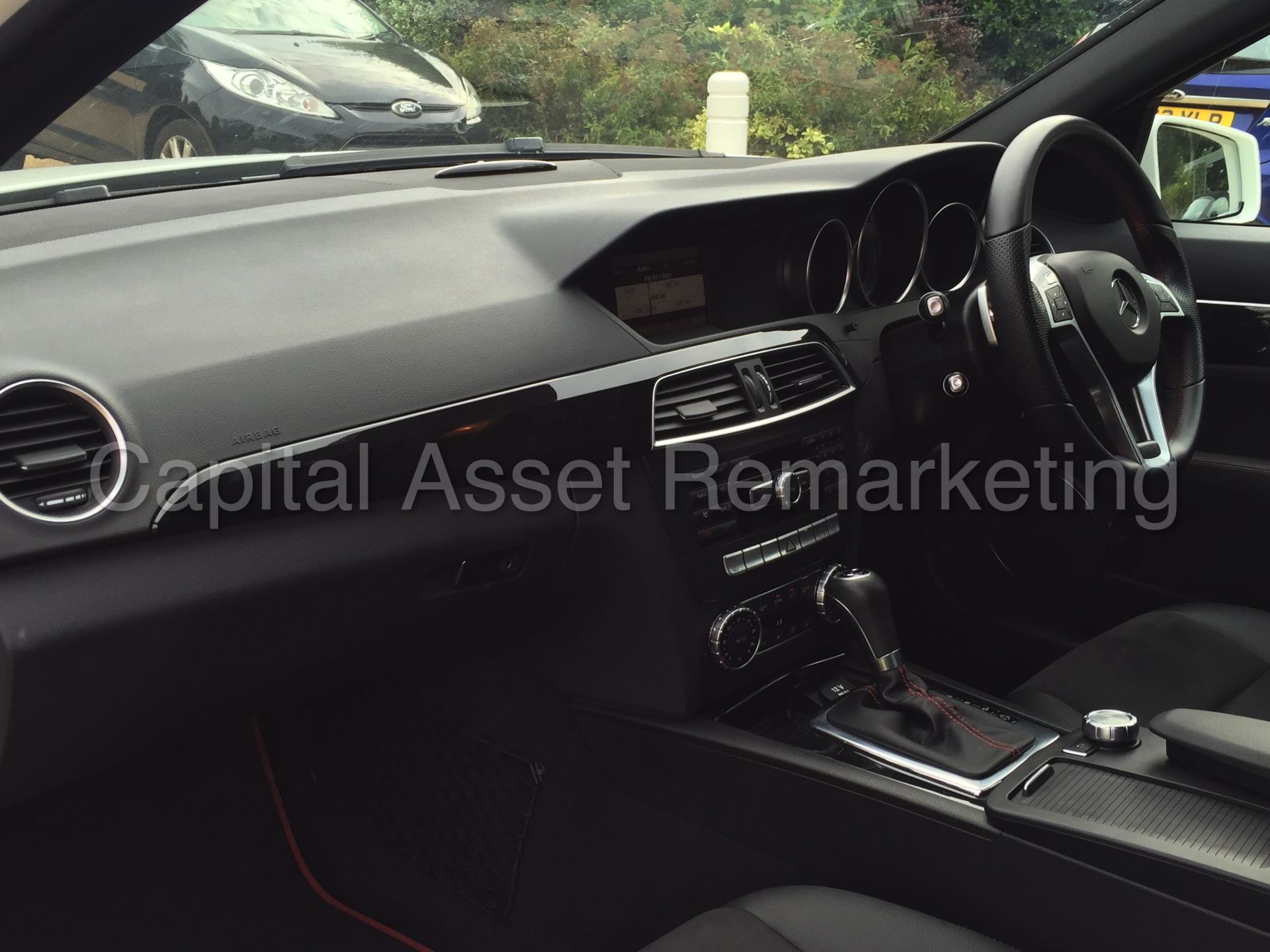 MERCEDES-BENZ C220 CDI 'AMG SPORT PLUS' (2014 MODEL) '7-G AUTO - LEATHER - SAT NAV' (1 OWNER) - Image 22 of 29