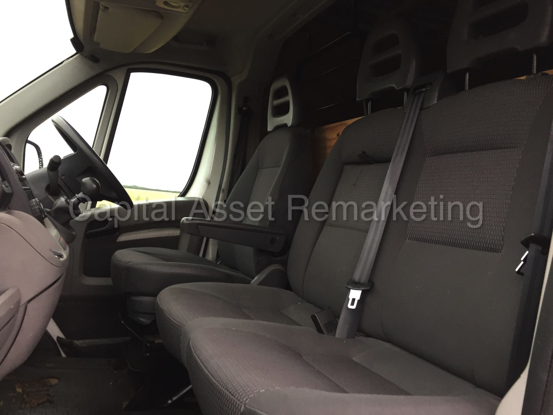 (ON SALE) CITROEN RELAY 35 'LWB HI-ROOF' (2012 MODEL) '2.2 HDI - 120 BHP - 6 SPEED' (1 FORMER OWNER) - Image 13 of 19