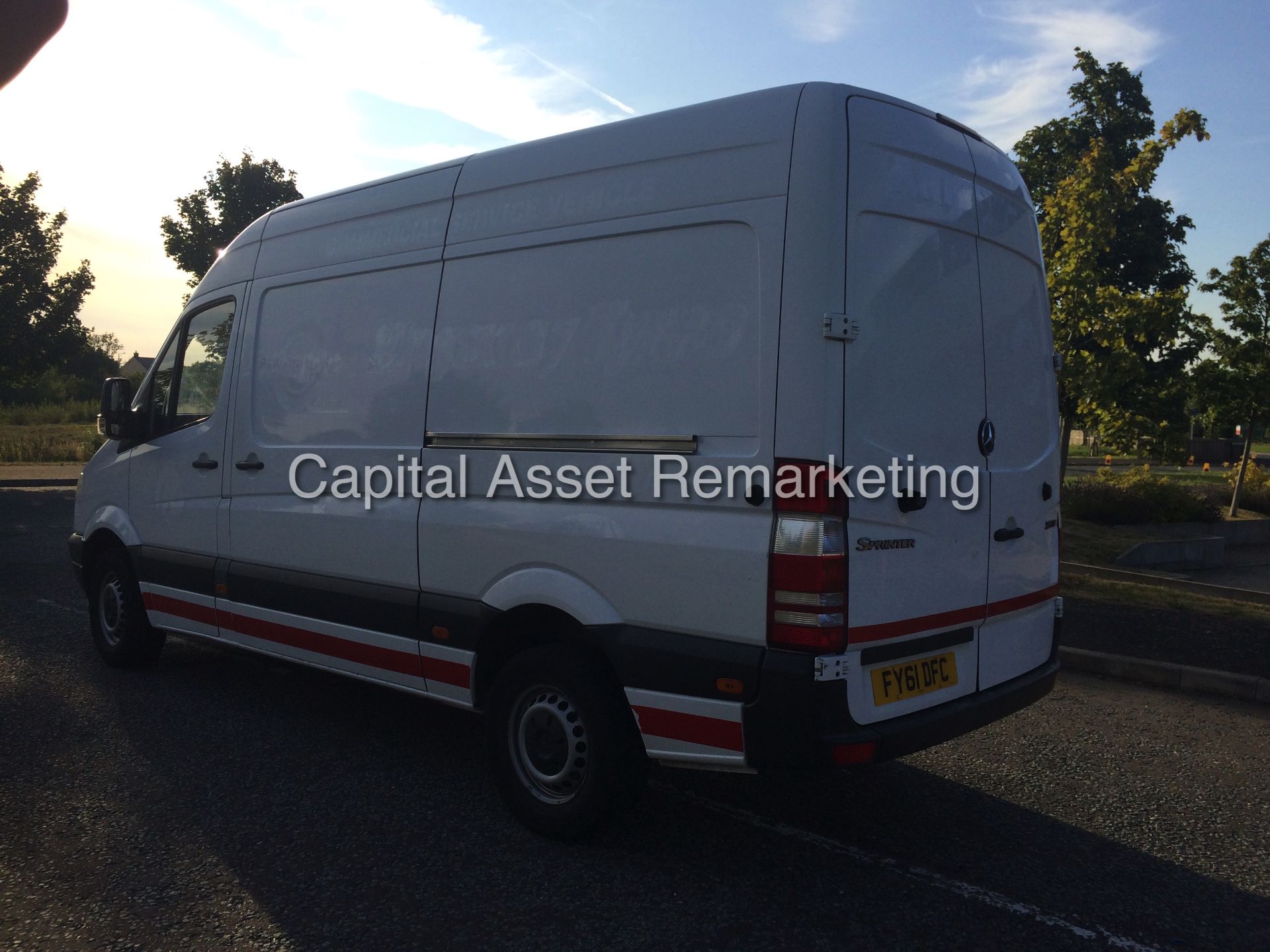 (On Sale) MERCEDES SPRINTER 313CDI - MEDIUM WHEEL BASE HIGH ROOF - 2012 MODEL - LOW MILES - 1 OWNER! - Image 5 of 21