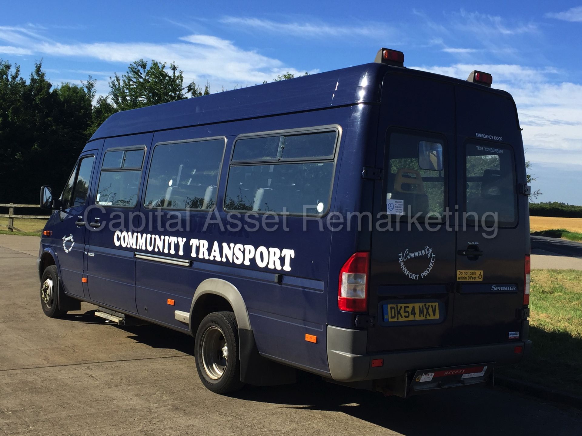 MERCEDES SPRINTER 411 CDI 'LWB HI-ROOF' (2005 MODEL) 16 SEATER MINI-BUS - ELECTRIC LIFT - Image 5 of 27