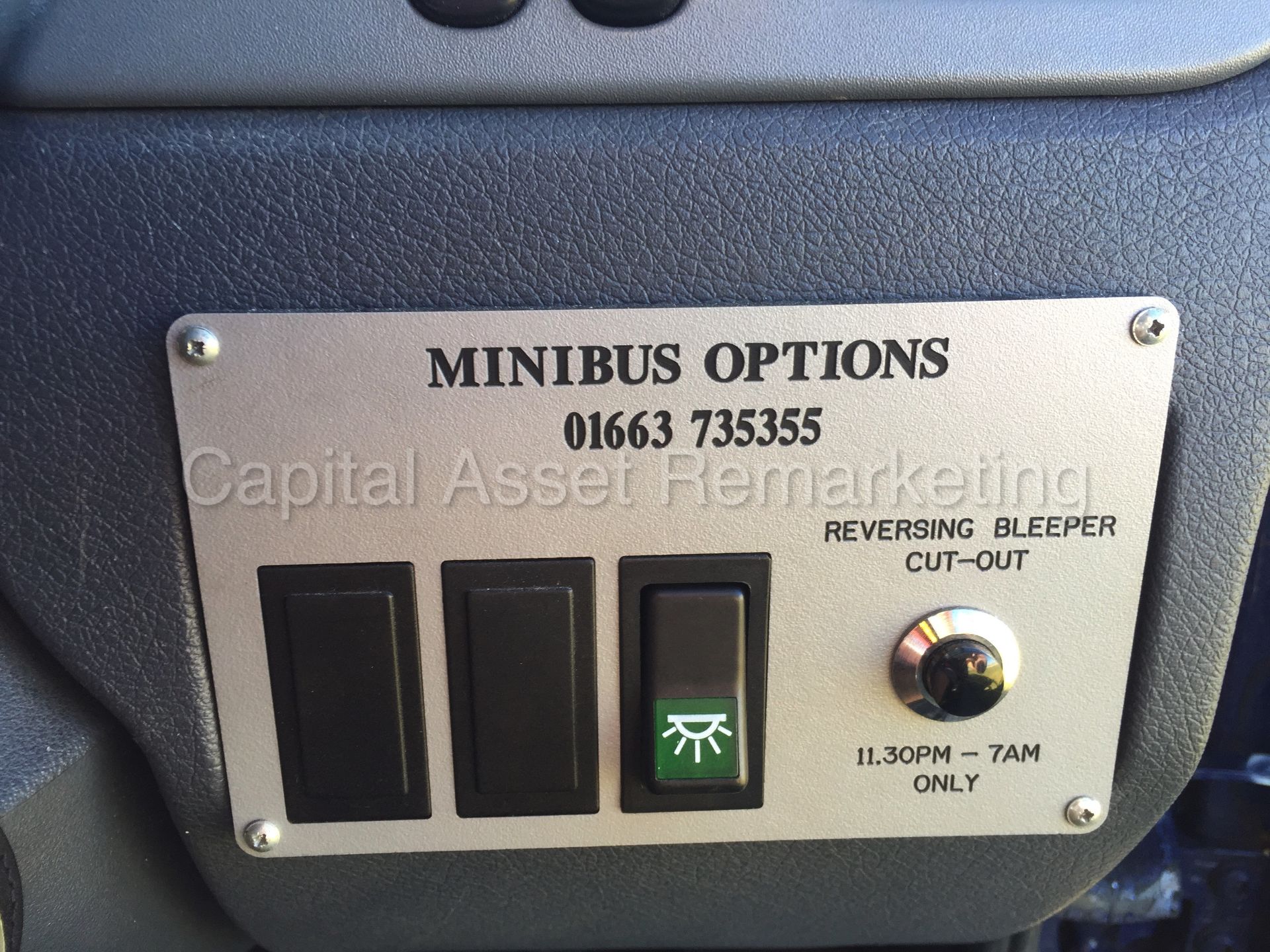 MERCEDES SPRINTER 411 CDI 'LWB HI-ROOF' (2005 MODEL) 16 SEATER MINI-BUS - ELECTRIC LIFT - Image 21 of 27