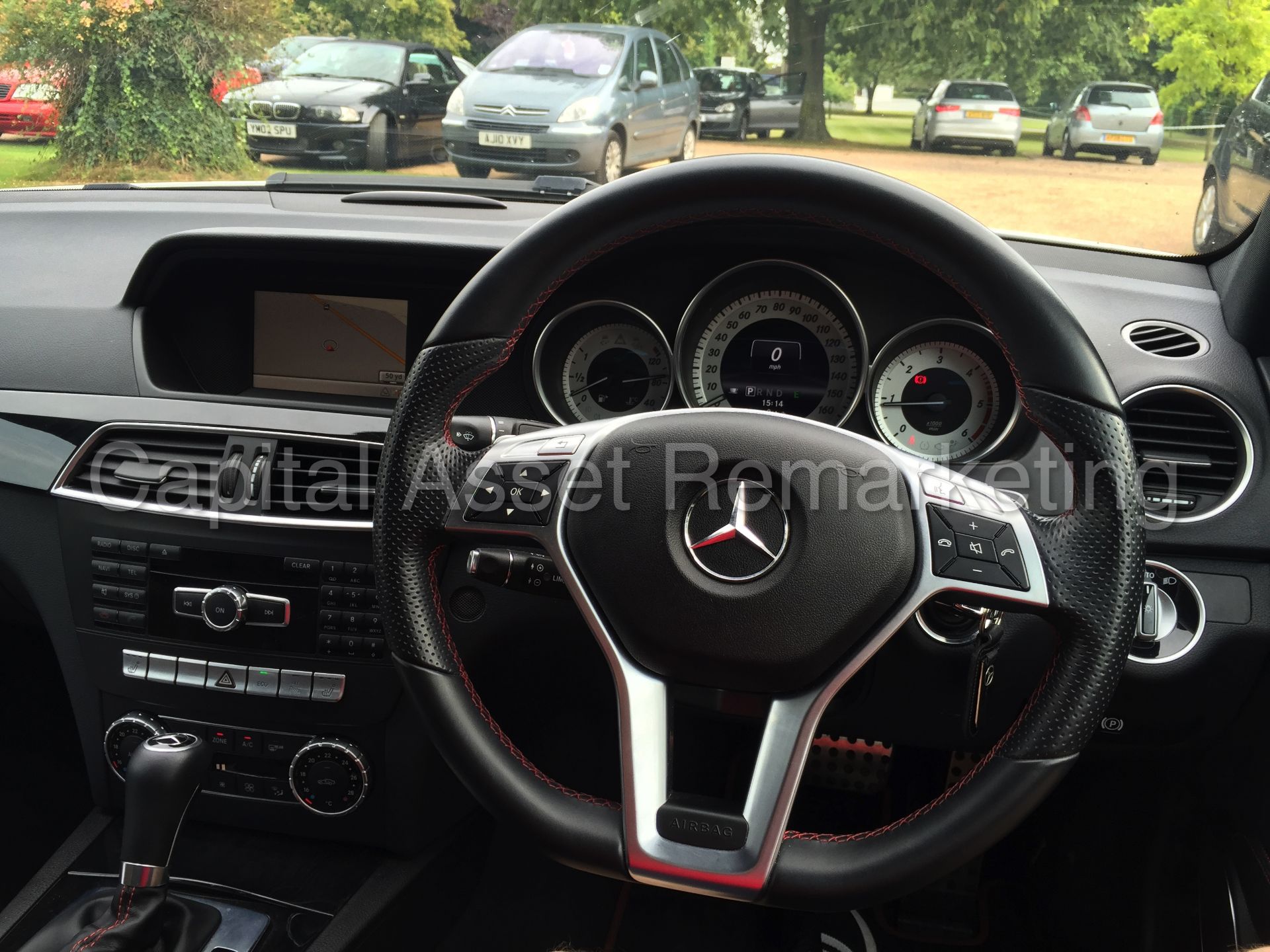 MERCEDES-BENZ C220 CDI 'AMG SPORT PLUS' (2014 MODEL) '7-G AUTO - LEATHER - SAT NAV' (1 OWNER) - Image 17 of 29