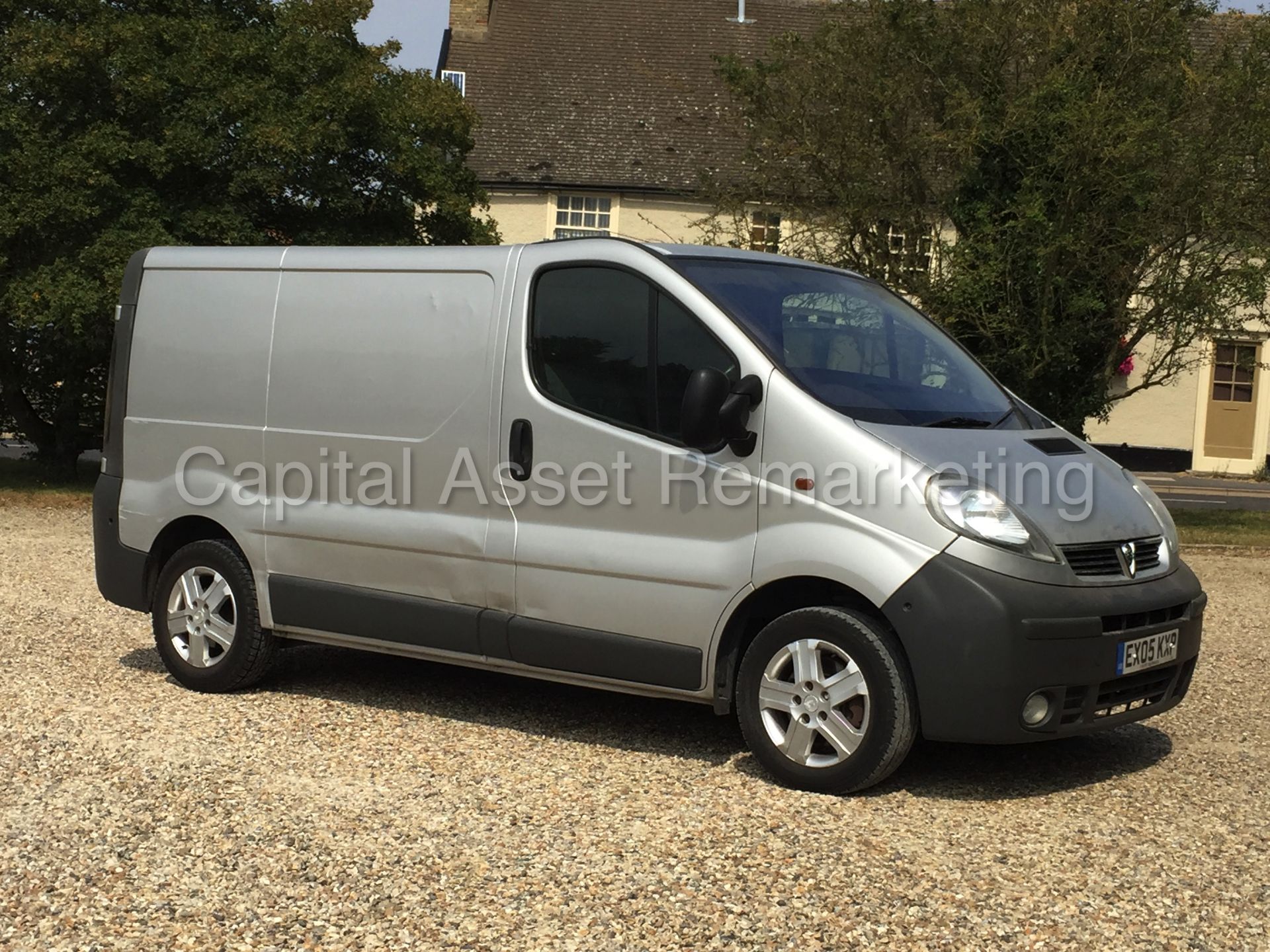 (ON SALE) VAUXHALL VIVARO SWB (2005 - 05 REG) '1.9 DCI - 6 SPEED - AIR CON' **SPORT SPEC** (NO VAT) - Image 8 of 20