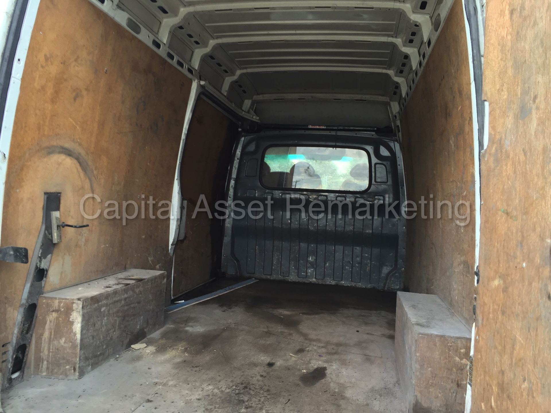 ((ON SALE) LDV MAXUS 95 'LWB HI-ROOF' (2006 - 06 REG) '2.5 DIESEL - 5 SPEED' (NO VAT - SAVE 20%) - Image 12 of 17