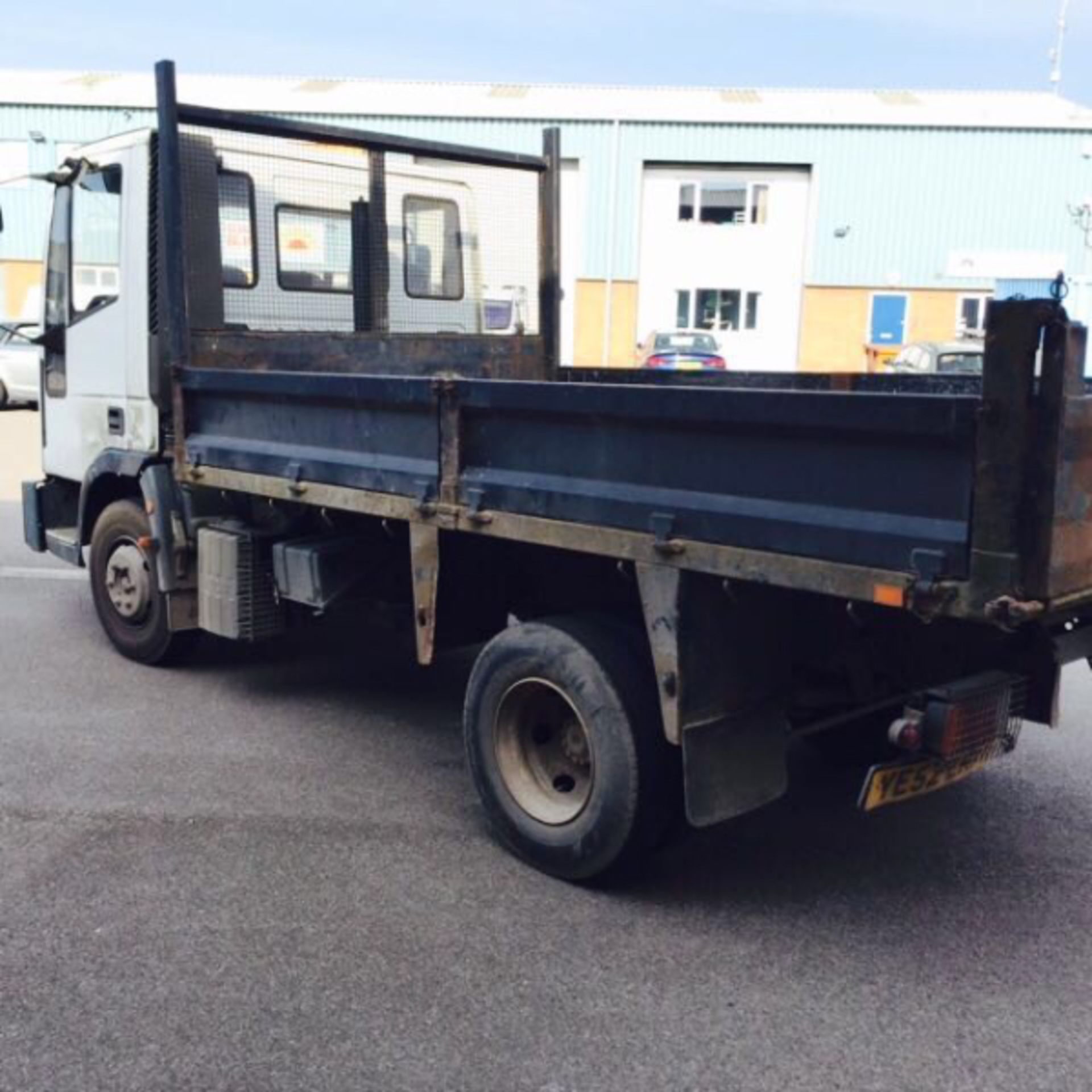 IVECO FORD CARGO 75E17 TIPPER - TECTOR - 2003 MODEL - LOW MILES - 7.5 TON - FULL MOT TEST - LOOK!!! - Image 2 of 8