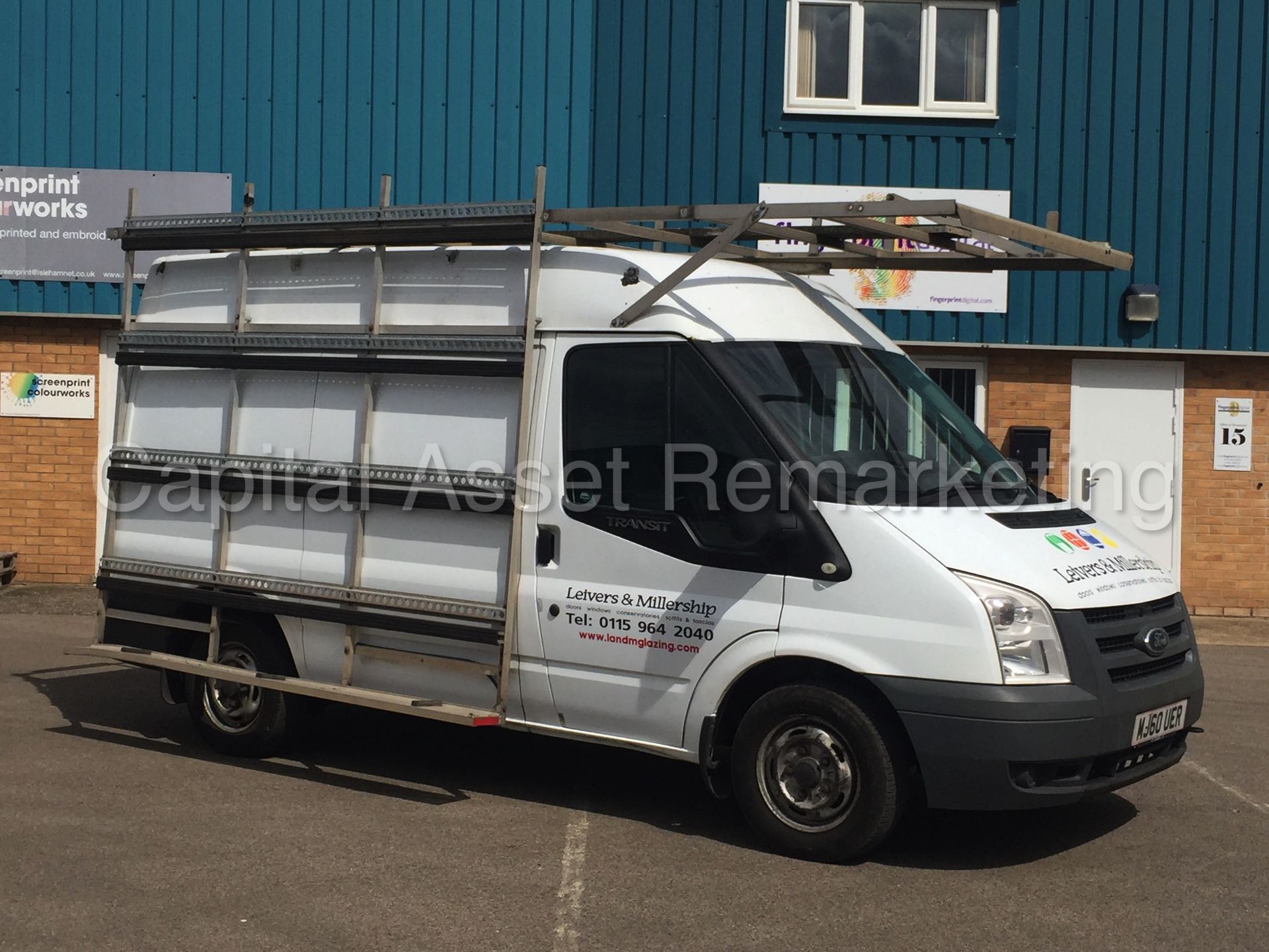 (ON SALE) FORD TRANSIT 85 T260M FWD (2011 MODEL) '2.2 TDCI - DIESEL' 'GLASS CARRYING RACK' (NO VAT) - Image 8 of 18