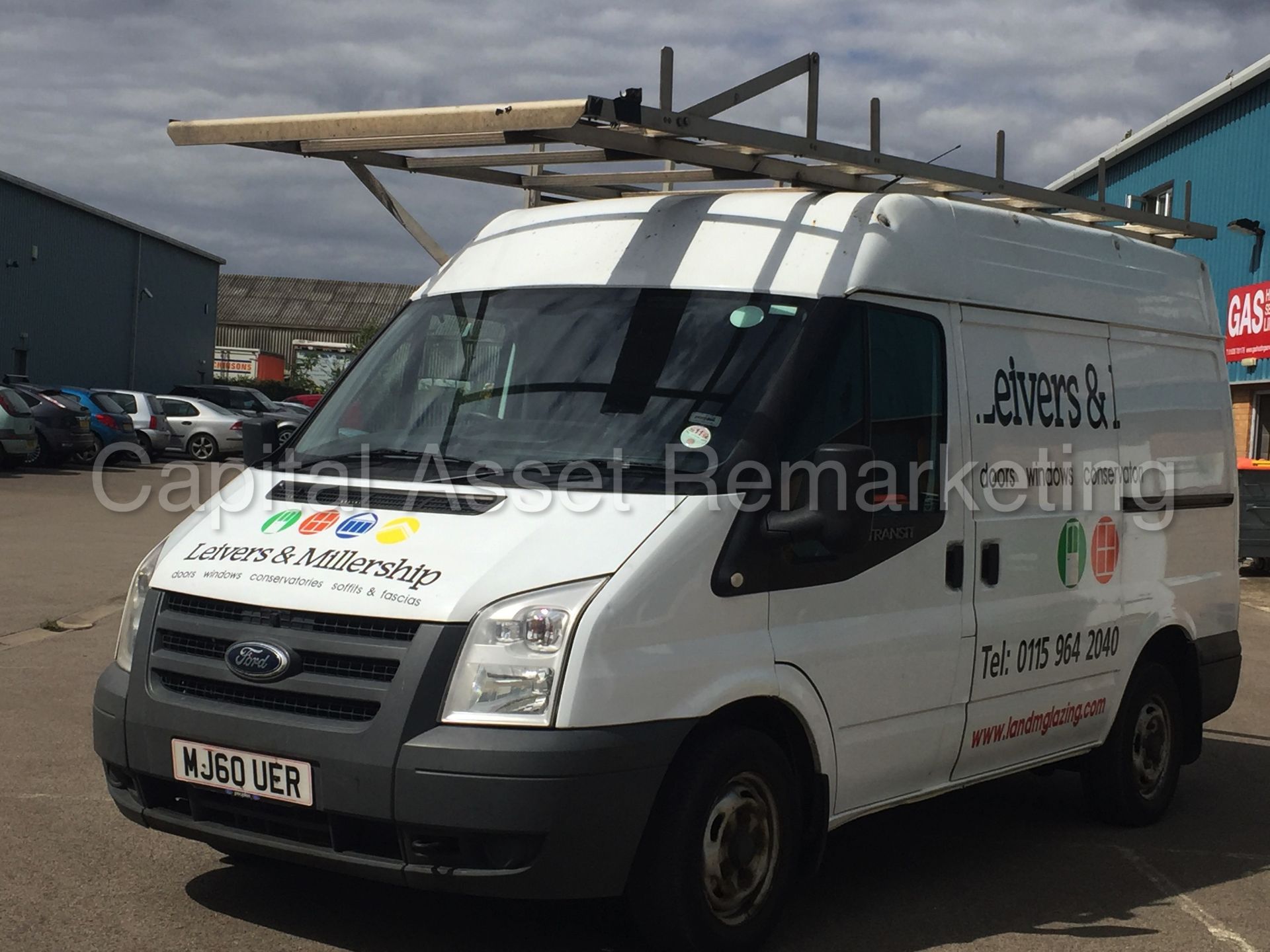 (ON SALE) FORD TRANSIT 85 T260M FWD (2011 MODEL) '2.2 TDCI - DIESEL' 'GLASS CARRYING RACK' (NO VAT) - Image 4 of 18