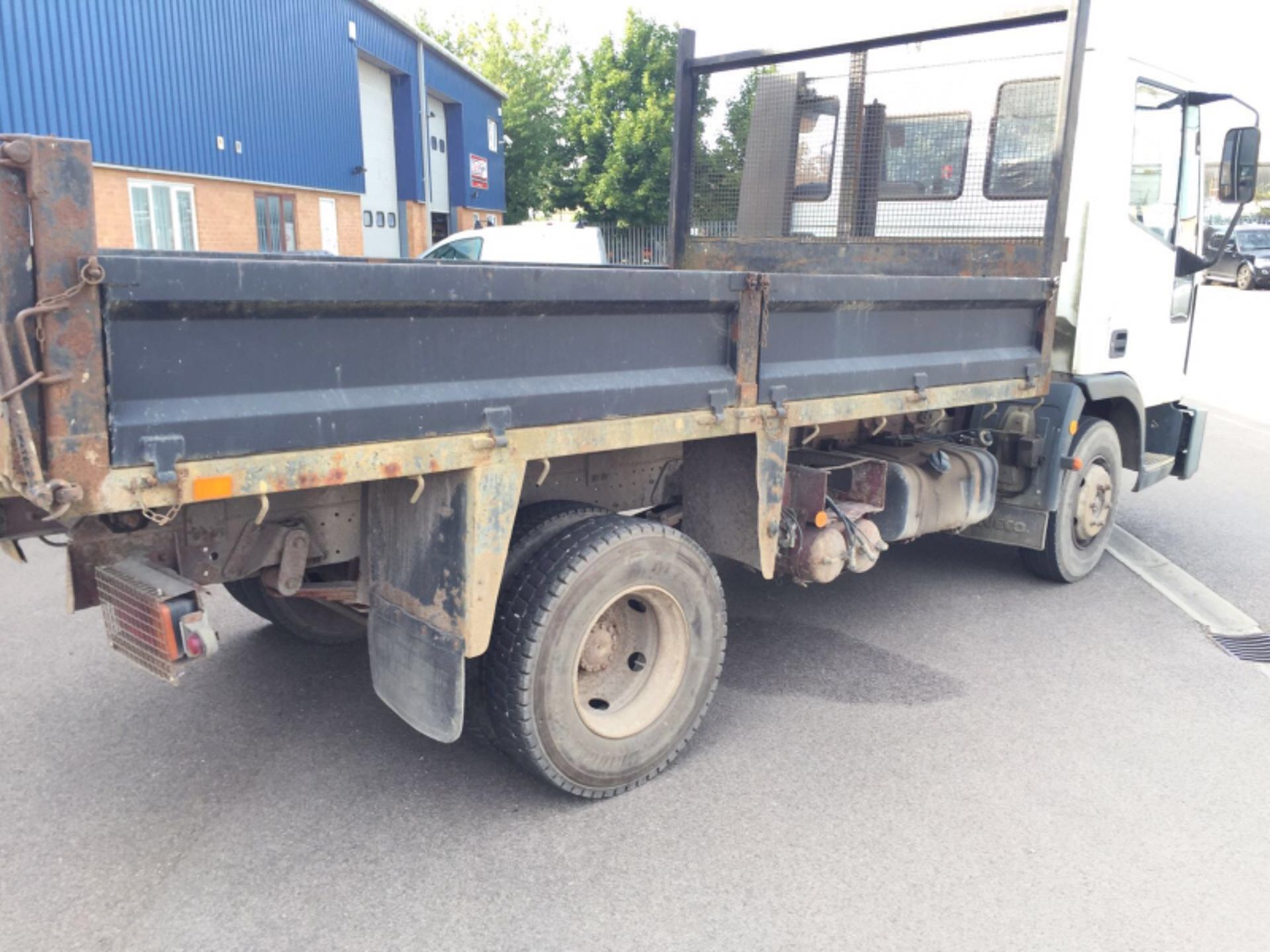 IVECO FORD CARGO 75E17 TIPPER - TECTOR - 2003 MODEL - LOW MILES - 7.5 TON - FULL MOT TEST - LOOK!!! - Image 5 of 8