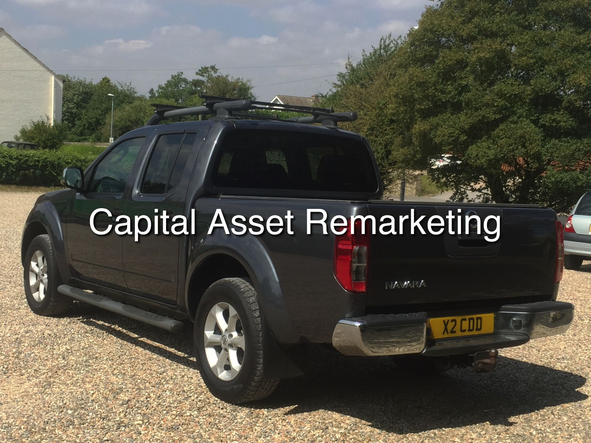 (On Sale) NISSAN NAVARA 'TEKNA' (2011) D/CAB PICK-UP 'LEATHER - SAT NAV - FULL HISTORY' (HUGE SPEC) - Image 5 of 30