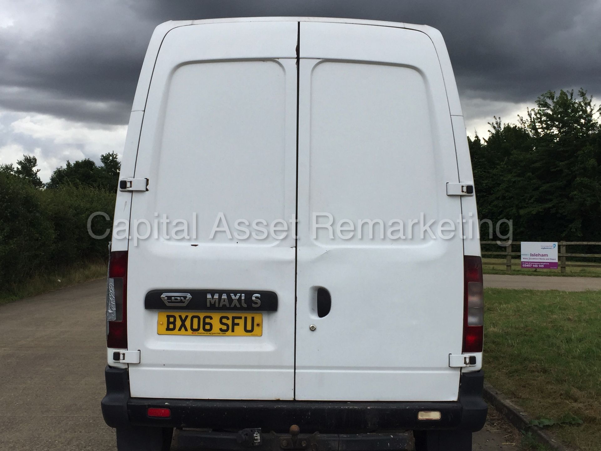 ((ON SALE) LDV MAXUS 95 'LWB HI-ROOF' (2006 - 06 REG) '2.5 DIESEL - 5 SPEED' (NO VAT - SAVE 20%) - Image 7 of 17