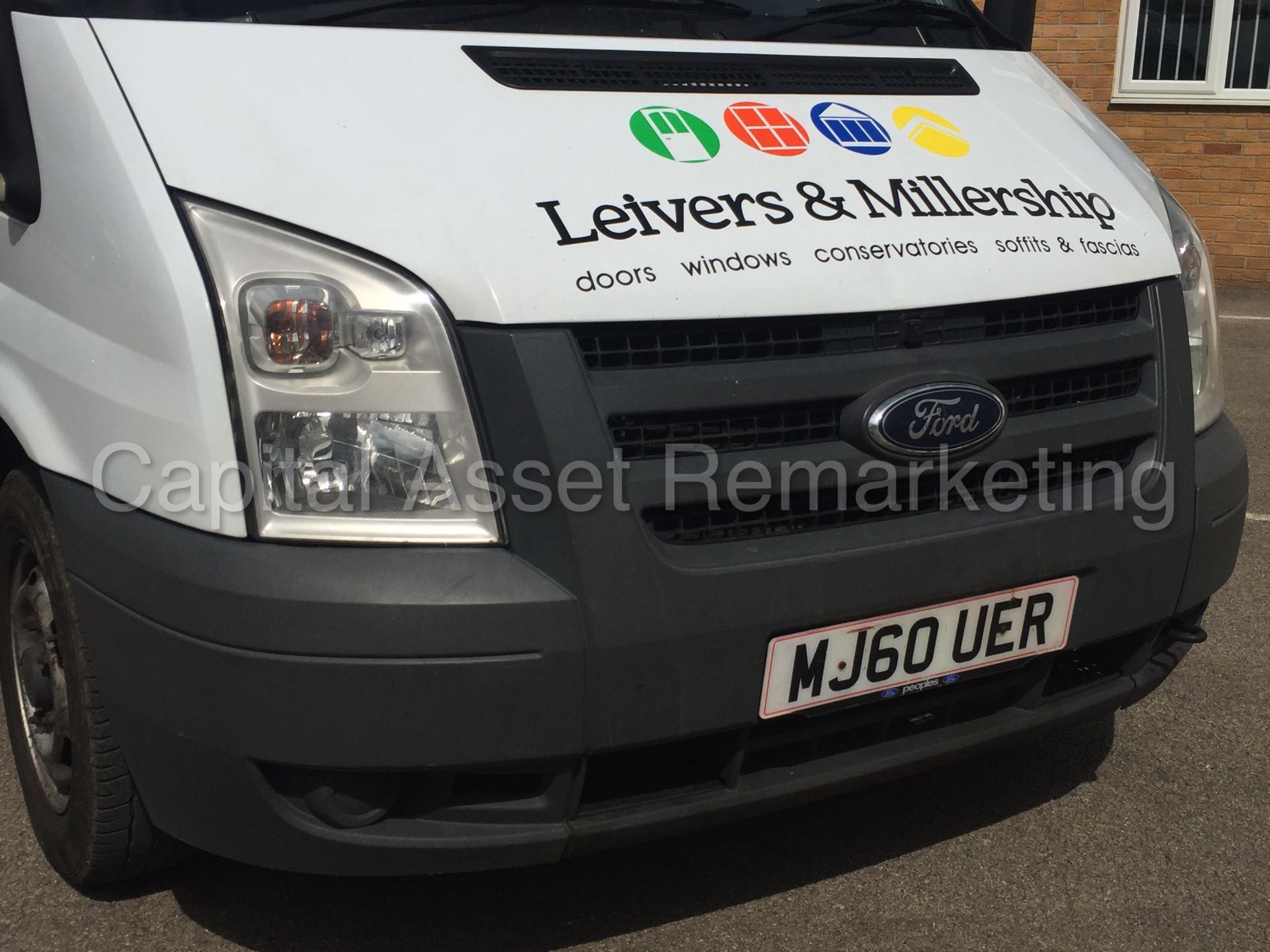 (ON SALE) FORD TRANSIT 85 T260M FWD (2011 MODEL) '2.2 TDCI - DIESEL' 'GLASS CARRYING RACK' (NO VAT) - Image 9 of 18