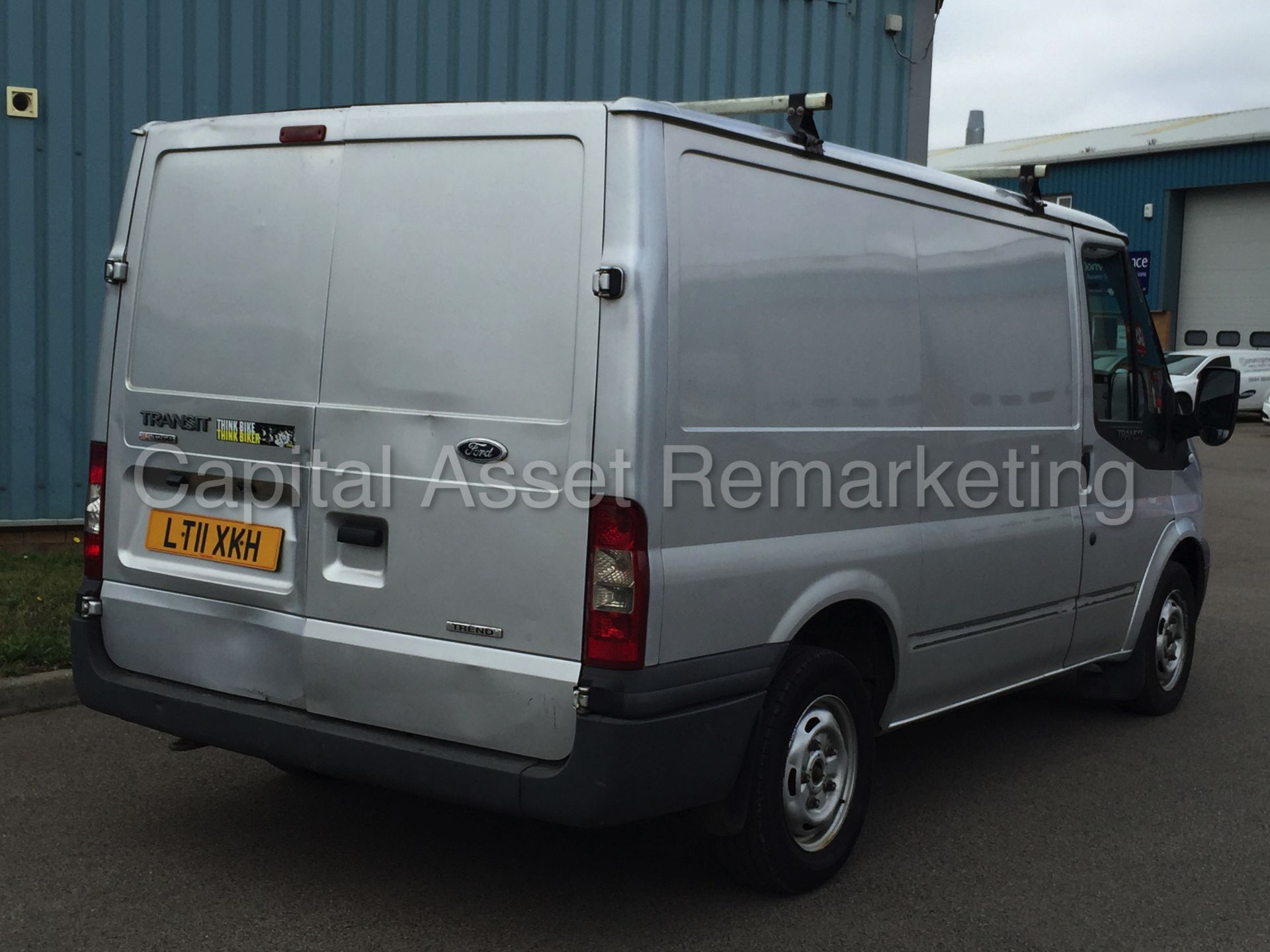 FORD TRANSIT 85 T260M FWD **TREND** (2011 - 11 REG) '2.2 TDCI - SWB - ELEC PACK' - Image 8 of 21