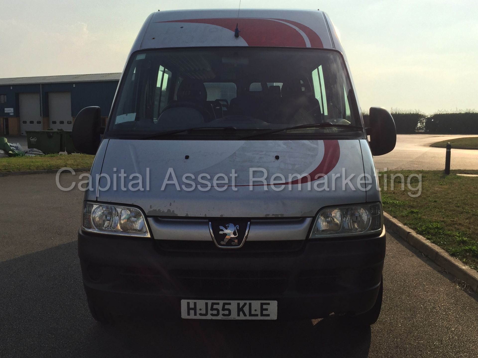 (On Sale) PEUGEOT BOXER 'LWB HI-ROOF' (2006 MODEL) '15 SEATER MINI-BUS' **2.8 DIESEL - LOW MILES** - Image 3 of 22