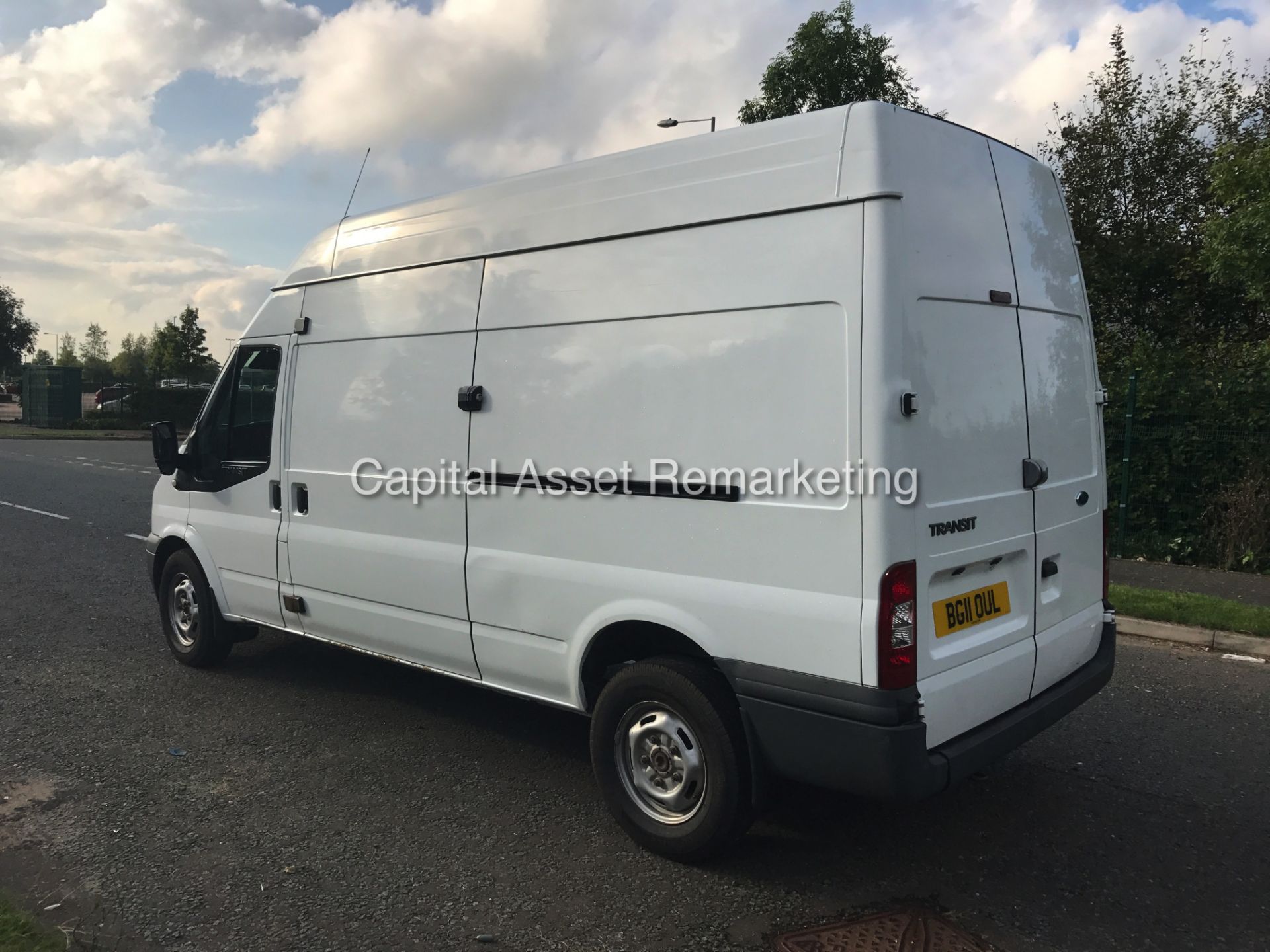 (ON SALE)FORD TRANSIT 2.4TDCI "115PSI / 6 SPEED" T350 - LWB / HIGH TOP (11 REG) LOW MILEAGE - - Image 8 of 18
