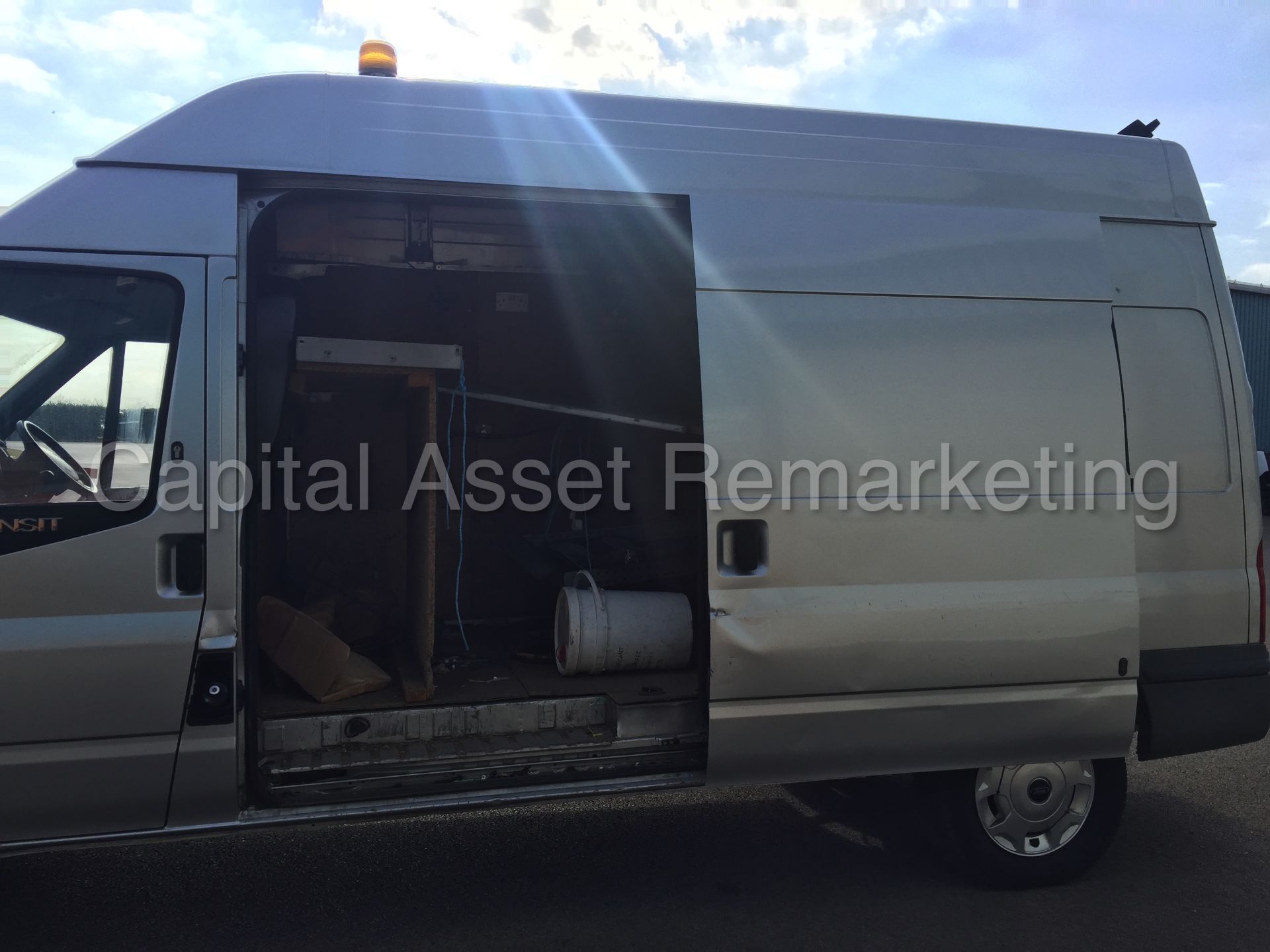 (On Sale) FORD TRANSIT 115 T350L RWD (2008 - 08 REG) 'LWB HI-ROOF' '2.4 TDCI - 115 PS - 6 SPEED - Image 12 of 16