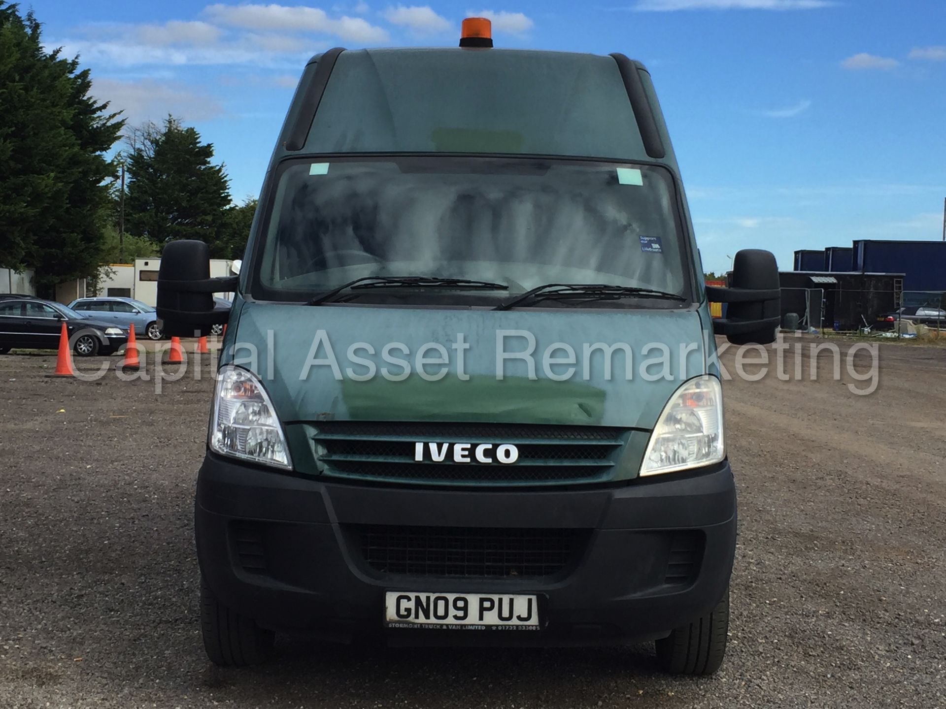 (On Sale) IVECO DAILY 35S12 'MWB HI-ROOF' (2009 - 09 REG) '2.3 DIESEL' (1 COMPANY OWNER FROM NEW) - Image 2 of 18