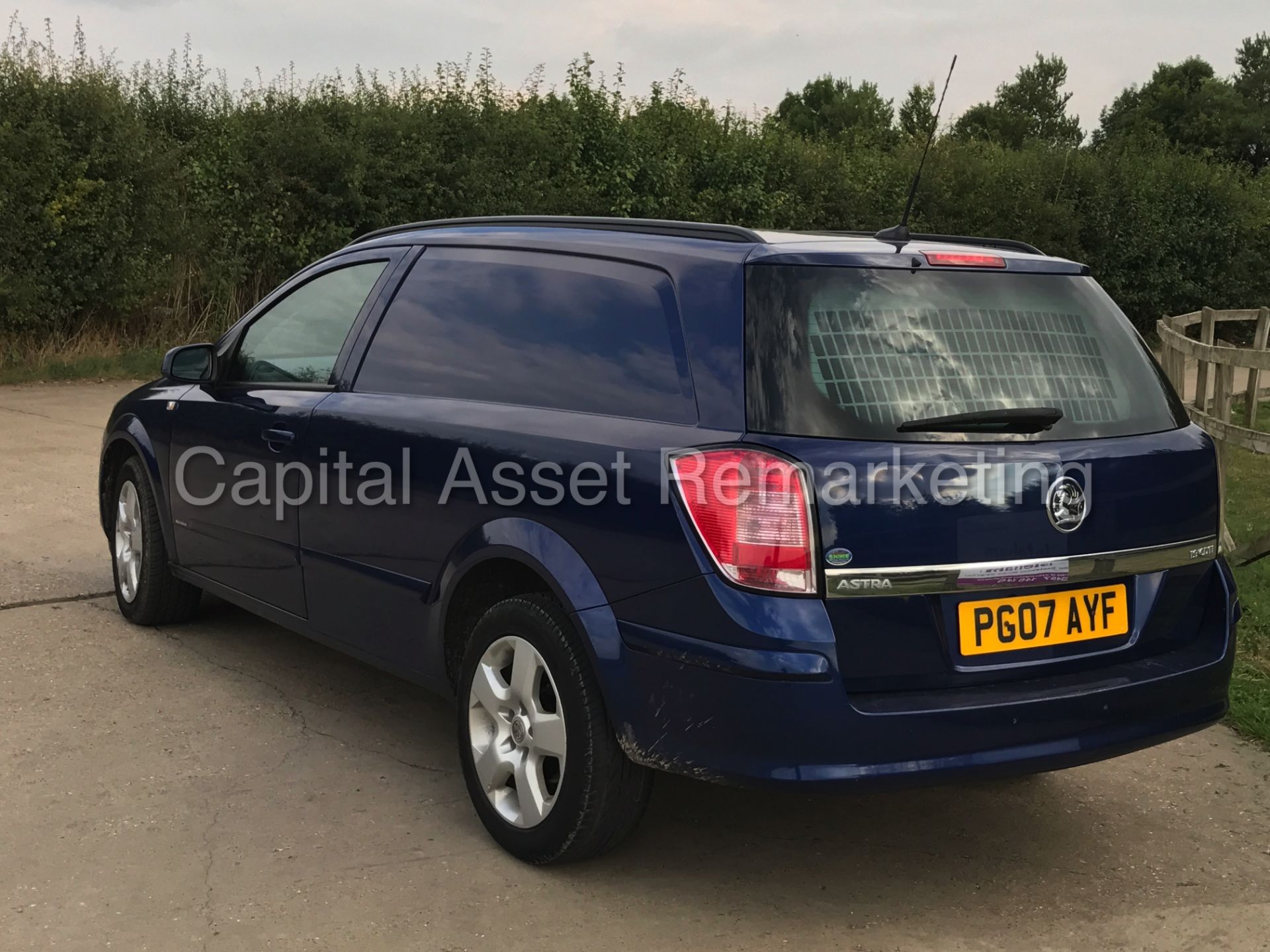 (On Sale) VAUXHALL ASTRA 'SPORTIVE' (2007) '1.9 CDTI - 120 PS - 6 SPEED - AIR CON - SAT NAV' - Image 3 of 20