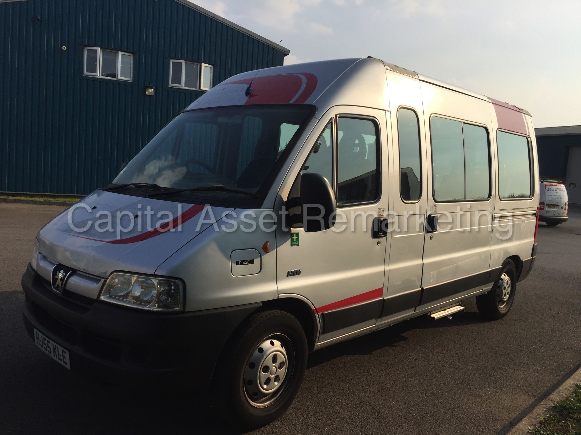 (On Sale) PEUGEOT BOXER 'LWB HI-ROOF' (2006 MODEL) '15 SEATER MINI-BUS' **2.8 DIESEL - LOW MILES** - Image 5 of 22