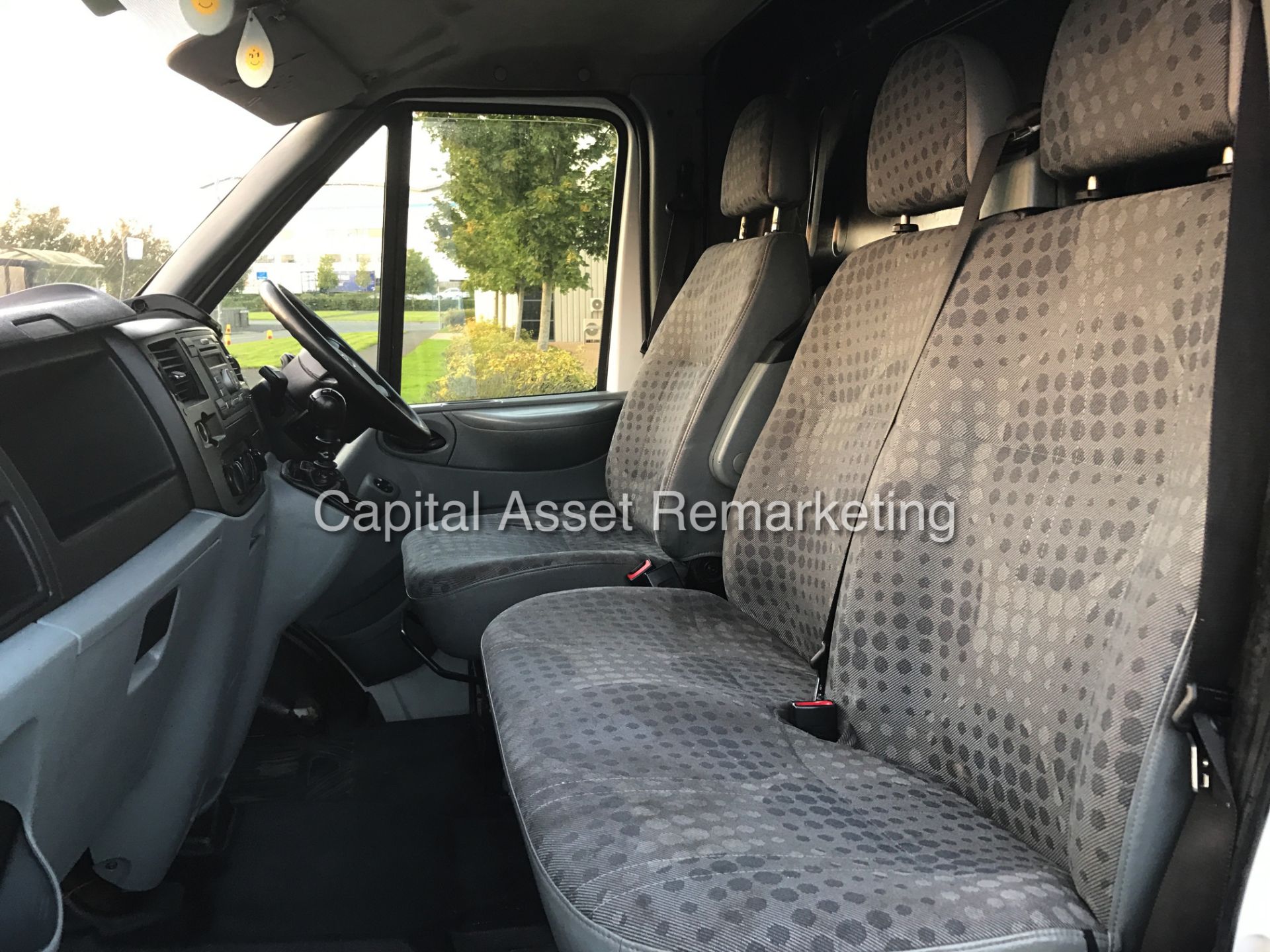 (ON SALE) FORD TRANSIT 2.4TDCI "115PSI / 6 SPEED" LWB / HI TOP (2011 MODEL) LOW MILES - NO VAT - Image 15 of 18