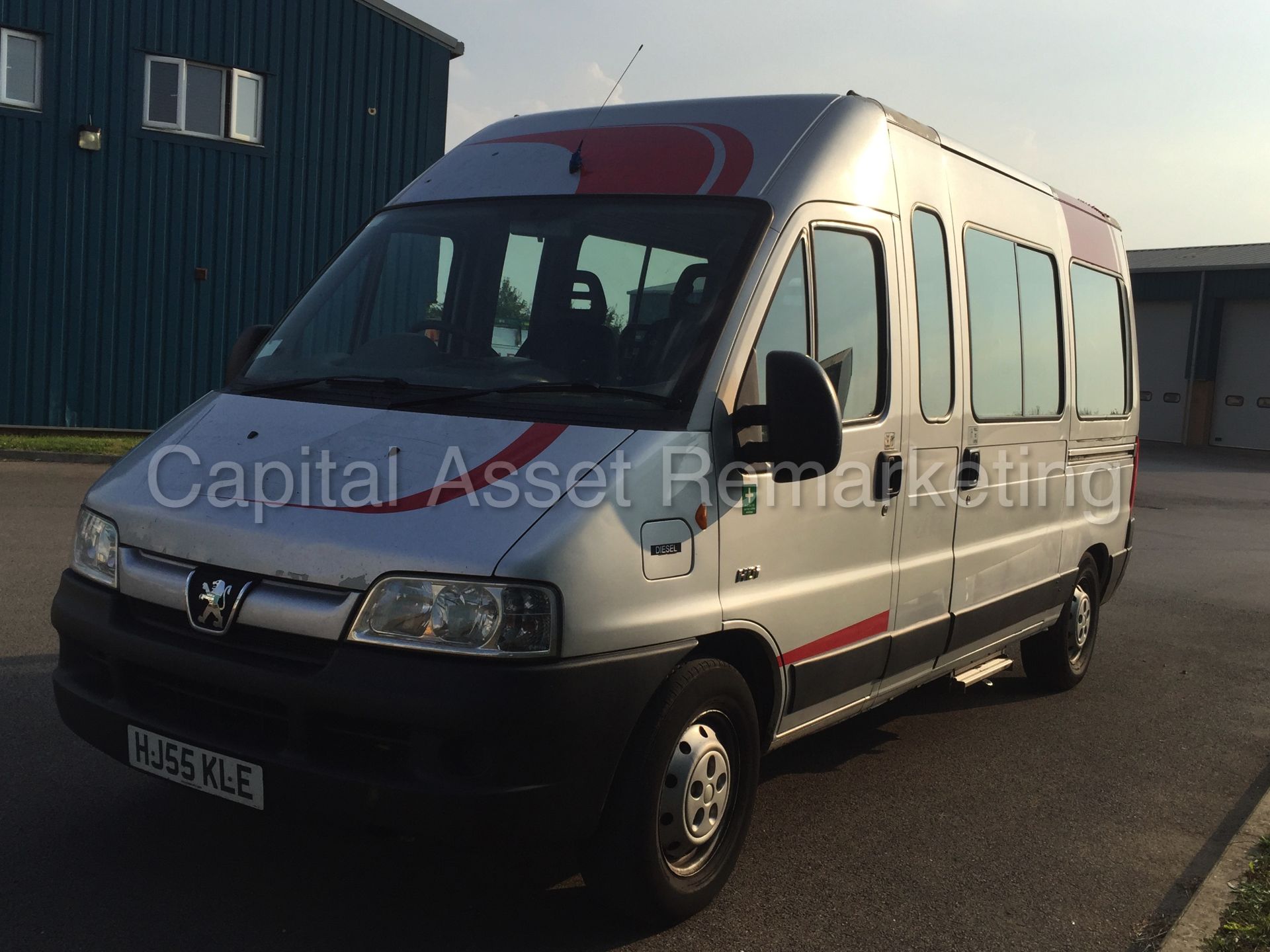 (On Sale) PEUGEOT BOXER 'LWB HI-ROOF' (2006 MODEL) '15 SEATER MINI-BUS' **2.8 DIESEL - LOW MILES** - Image 4 of 22