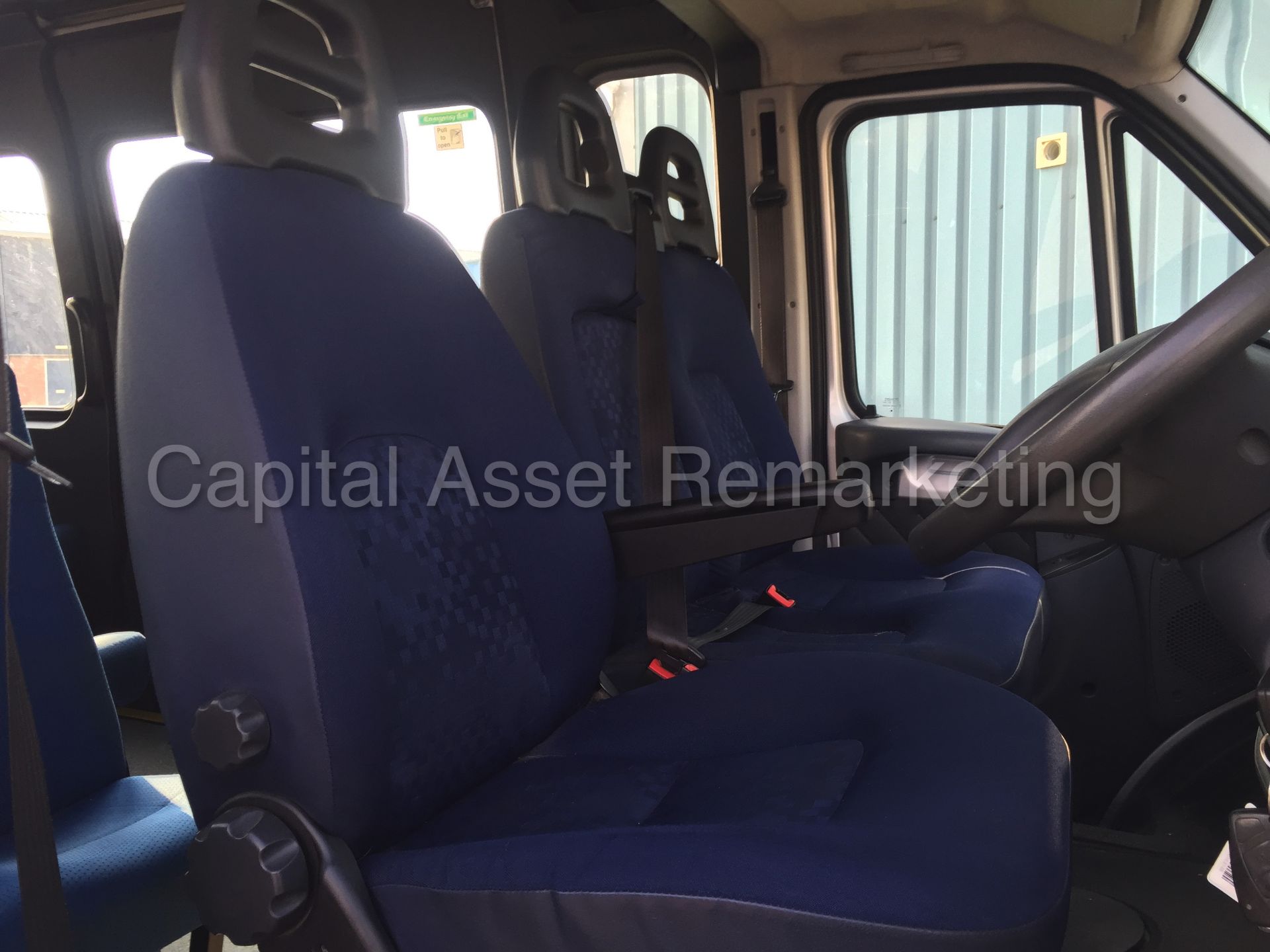 (On Sale) PEUGEOT BOXER 'LWB HI-ROOF' (2006 MODEL) '15 SEATER MINI-BUS' **2.8 DIESEL - LOW MILES** - Image 12 of 22