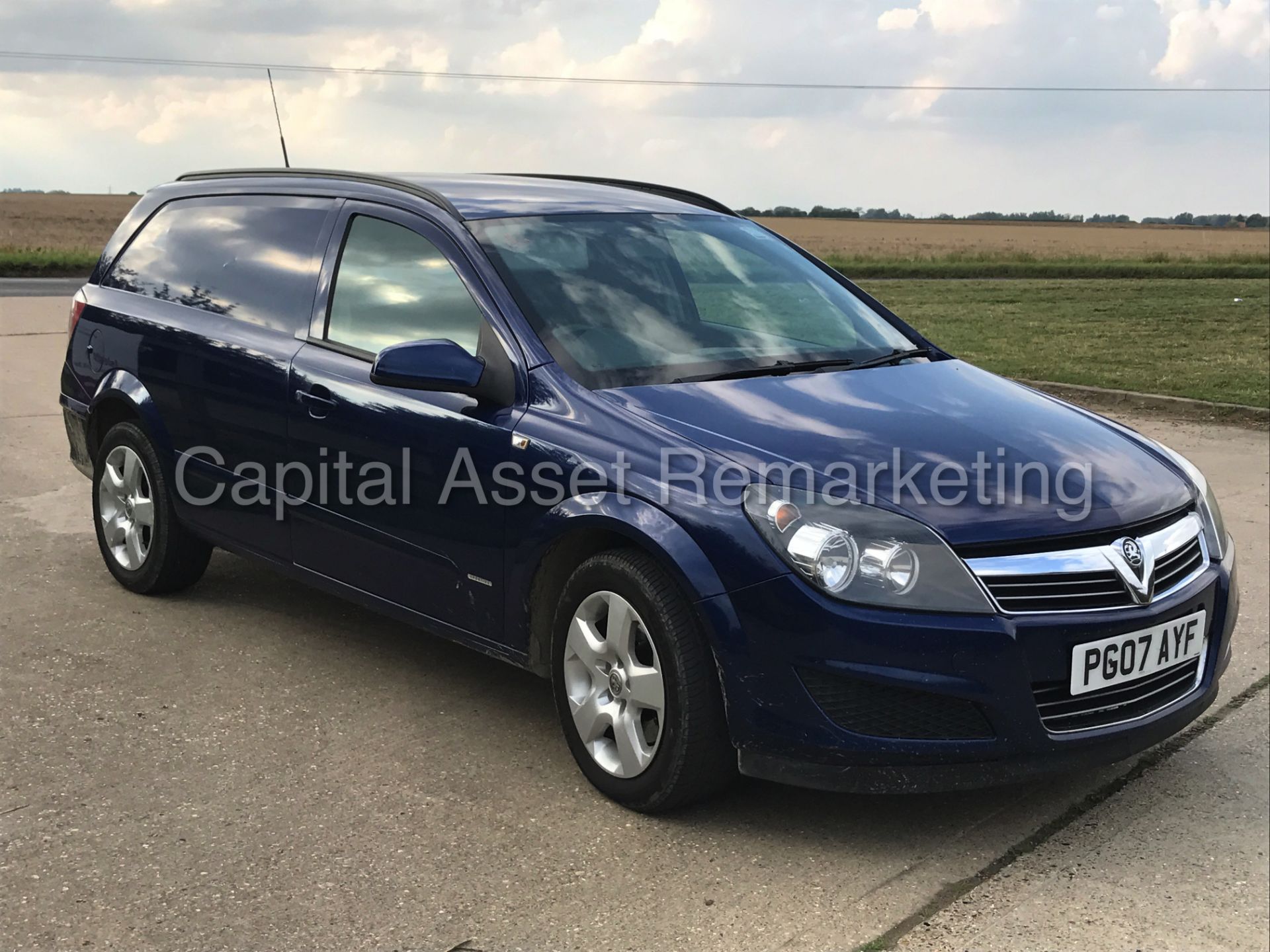 (On Sale) VAUXHALL ASTRA 'SPORTIVE' (2007) '1.9 CDTI - 120 PS - 6 SPEED - AIR CON - SAT NAV' - Image 6 of 20