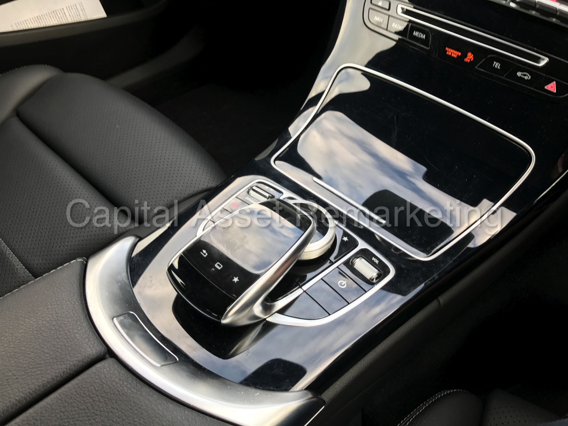 (ON SALE) MERCEDES-BENZ C250 D 'AMG LINE - PREMIUM PLUS' (2016 MODEL) 'LEATHER - AUTO-NAV - PANROOF' - Image 23 of 36