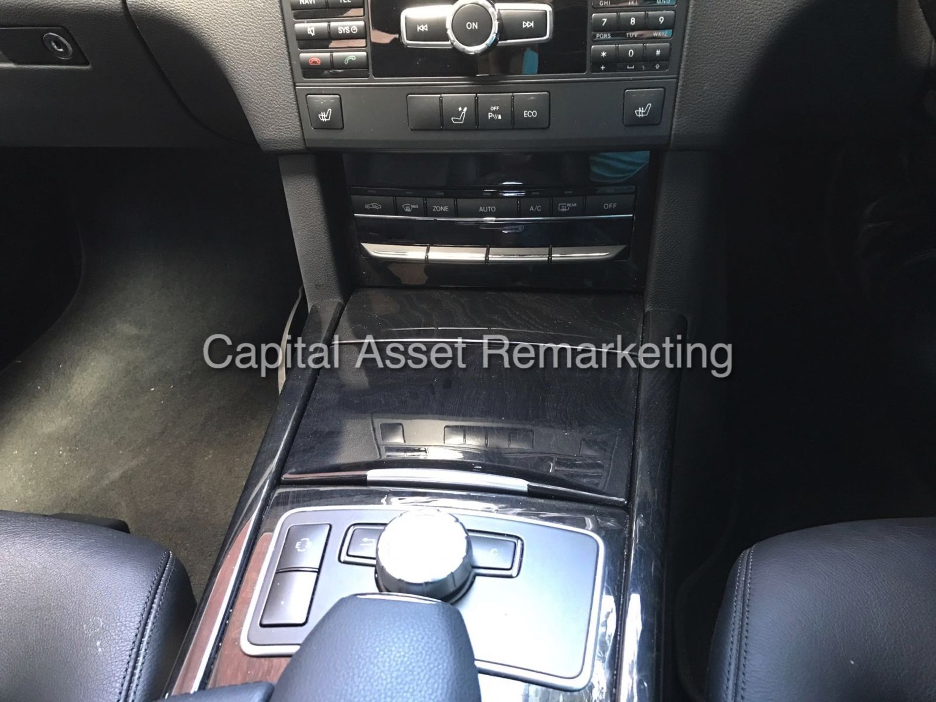 MERCEDES E220CDI AUTO "AVANTGARDE" ESTATE - 2013 MODEL - LEATHER - MASSIVE SPEC - 1 OWNER - LOOK!! - Image 14 of 15