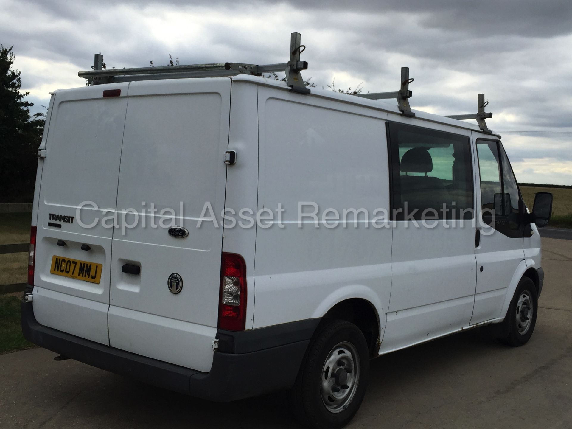 FORD TRANSIT 85 T280S (2007 - 07 REG) '6 SEATER CREW VAN' (1 FORMER COMPANY OWNER) **NO VAT** - Image 5 of 19