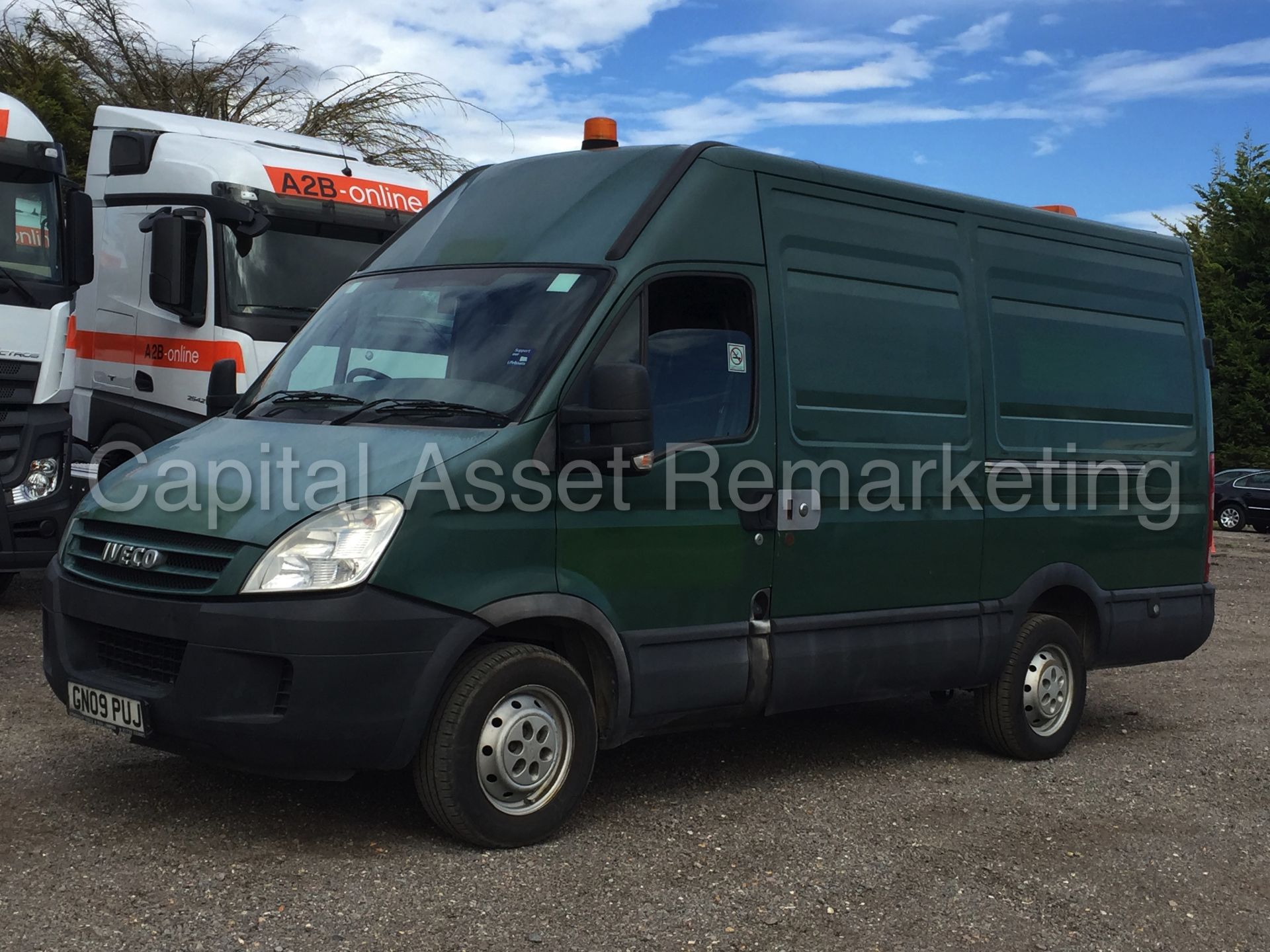 (On Sale) IVECO DAILY 35S12 'MWB HI-ROOF' (2009 - 09 REG) '2.3 DIESEL' (1 COMPANY OWNER FROM NEW) - Image 4 of 18