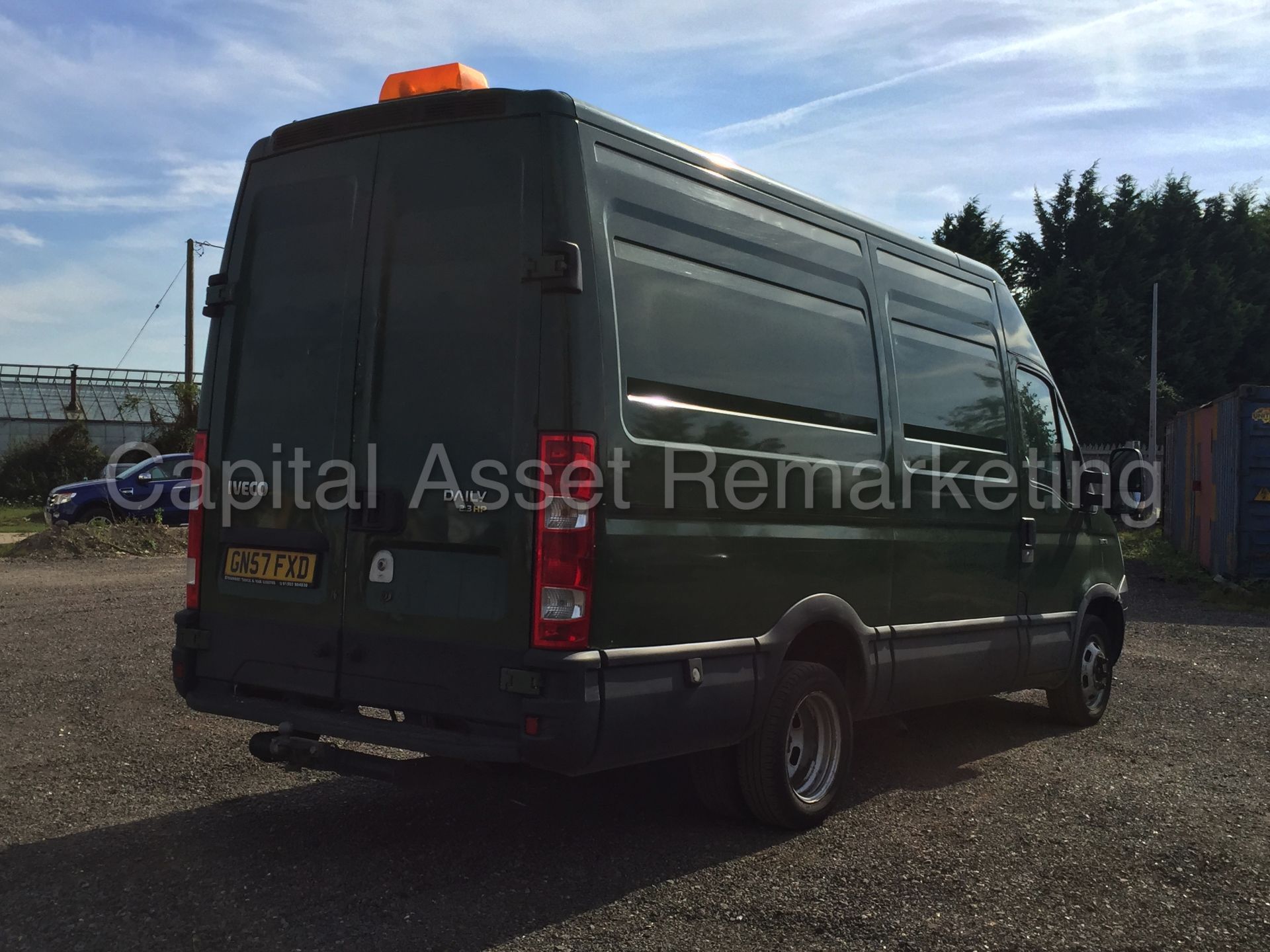 IVECO DAILY 35C12 'MWB HI-ROOF' (2008 MODEL) '2.3 DIESEL' (1 COMPANY OWNER FROM NEW) **LOW MILES** - Image 7 of 16